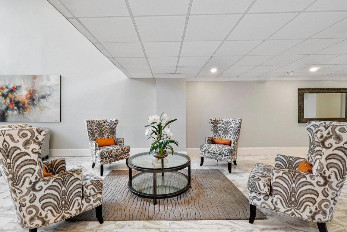PATRICIAN OF PALM BEACH CONDO - Residential