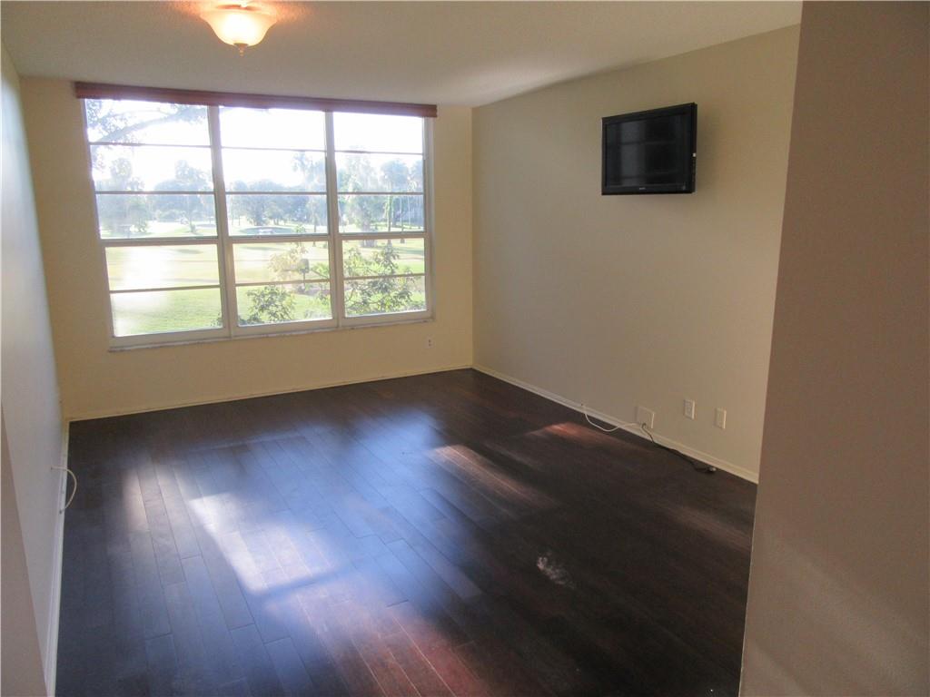 Palm Aire - Residential