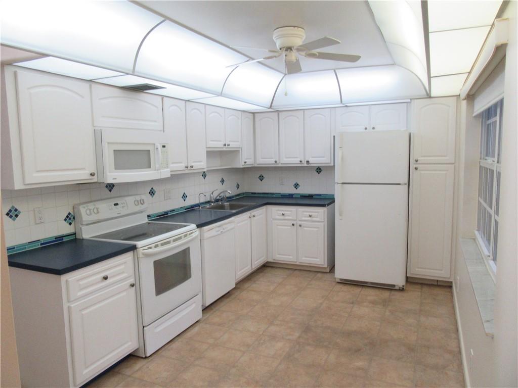 Palm Aire - Residential