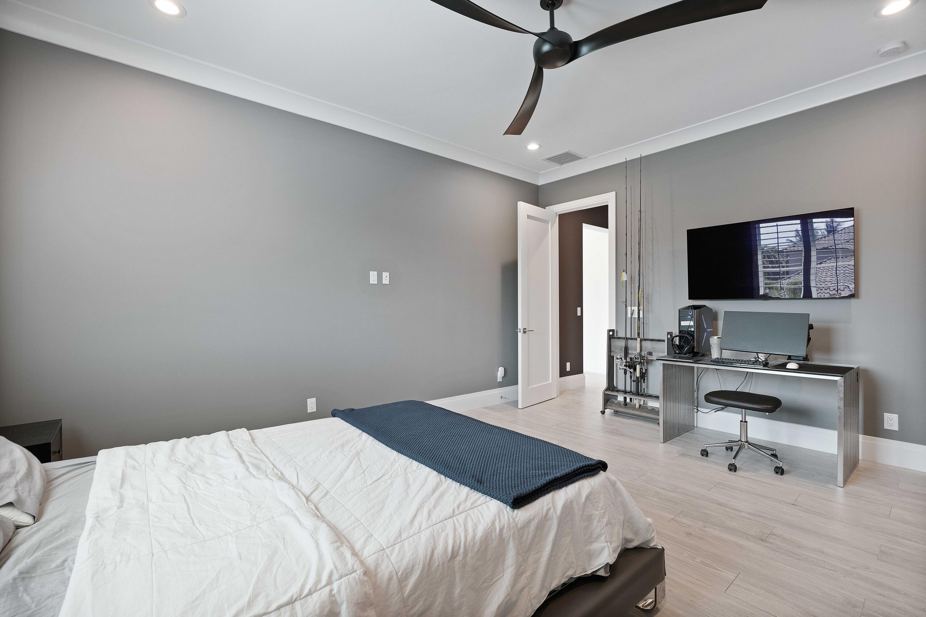 Paradise Point - Residential