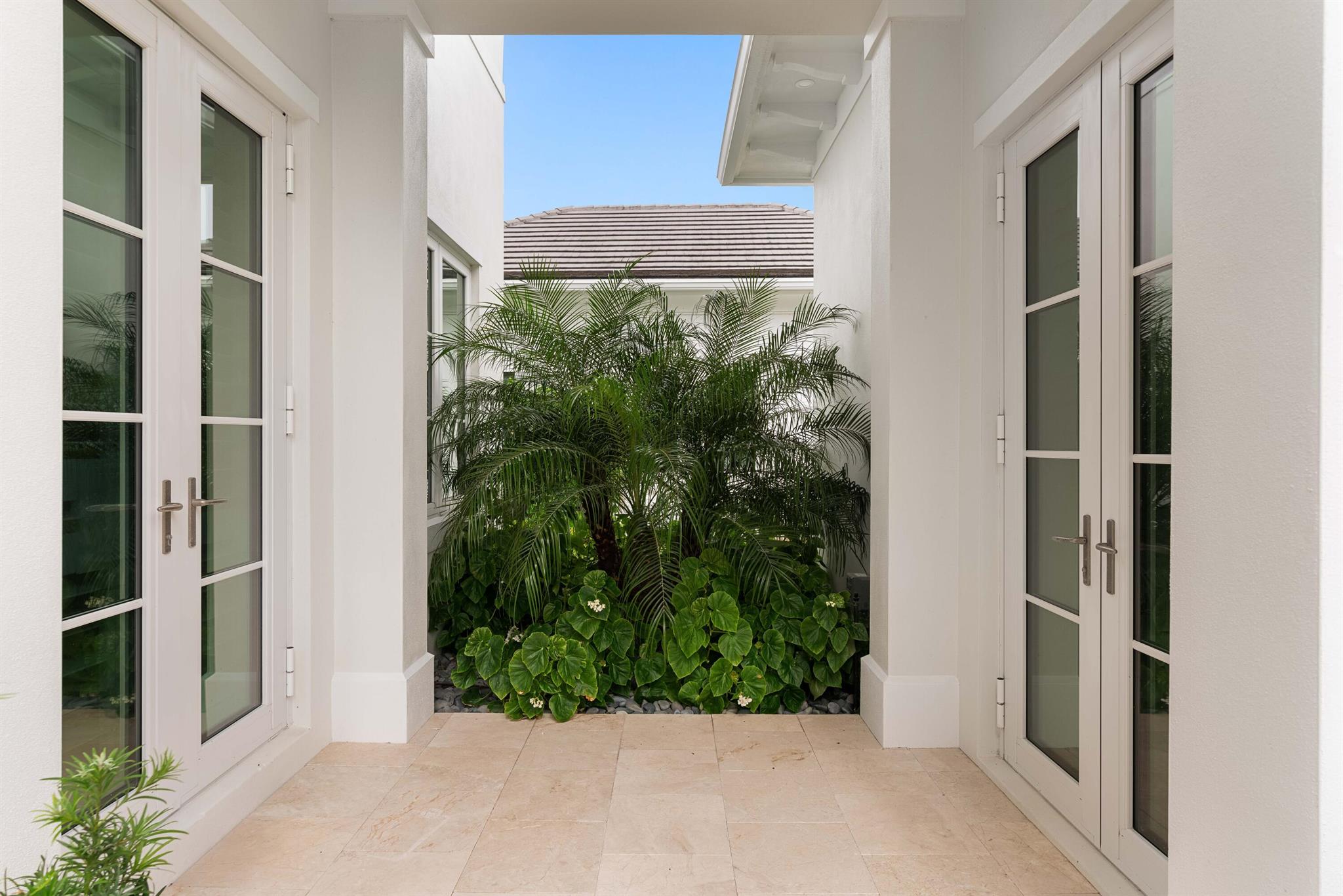Paradise Point - Residential