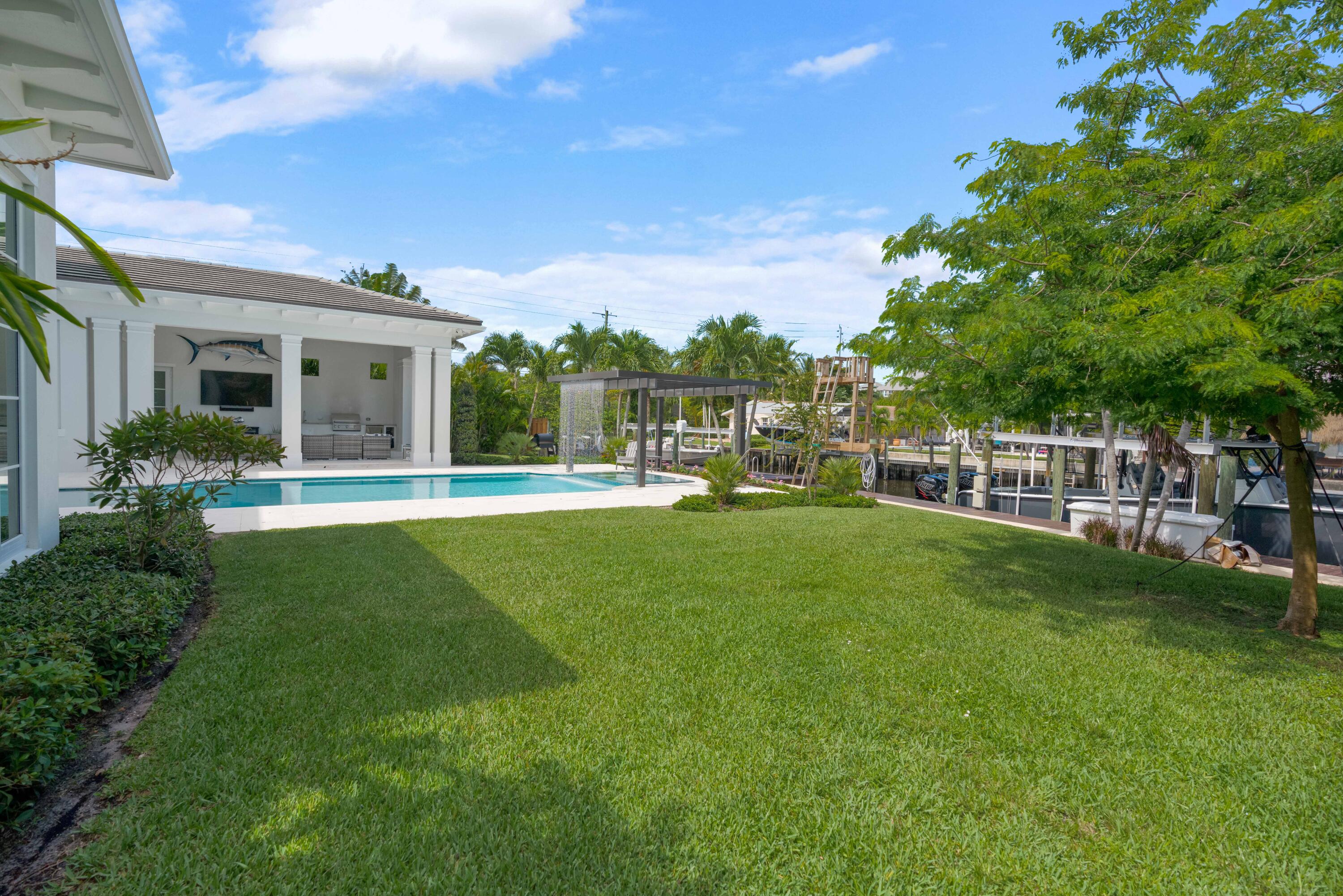 Paradise Point - Residential