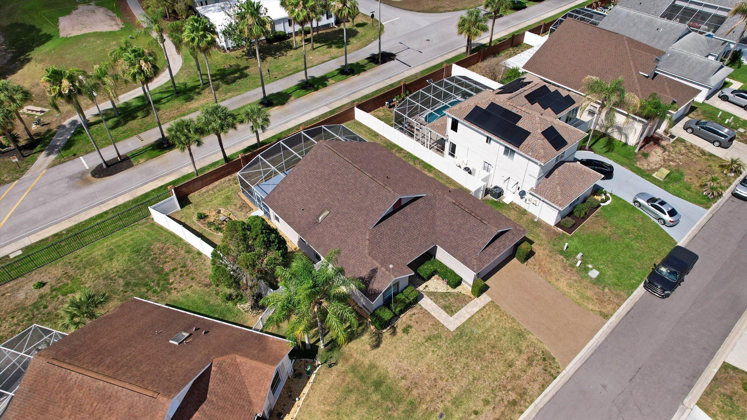 FAIRWAYS LAKE ESTATES PHASE FOUR - Residential
