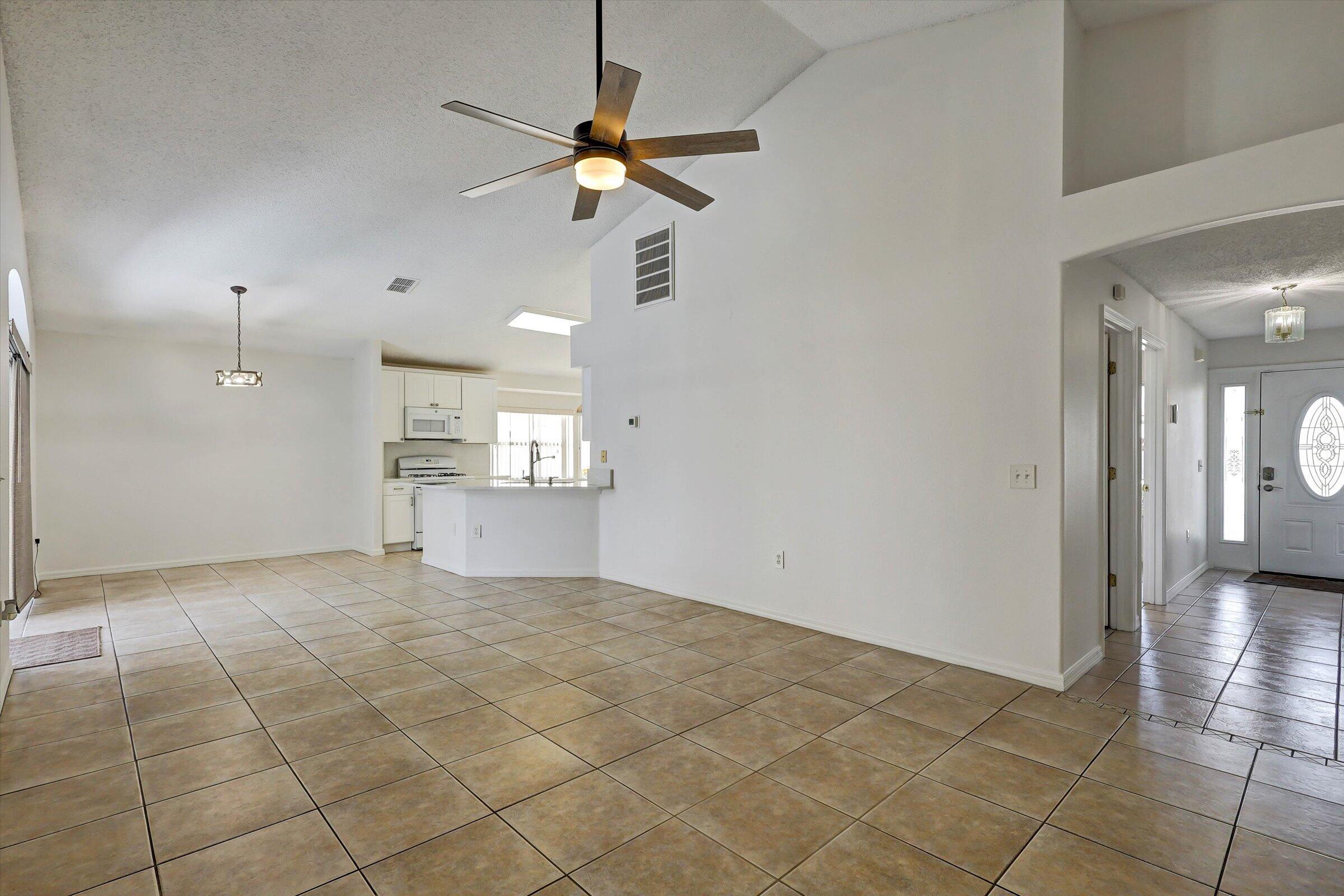 FAIRWAYS LAKE ESTATES PHASE FOUR - Residential