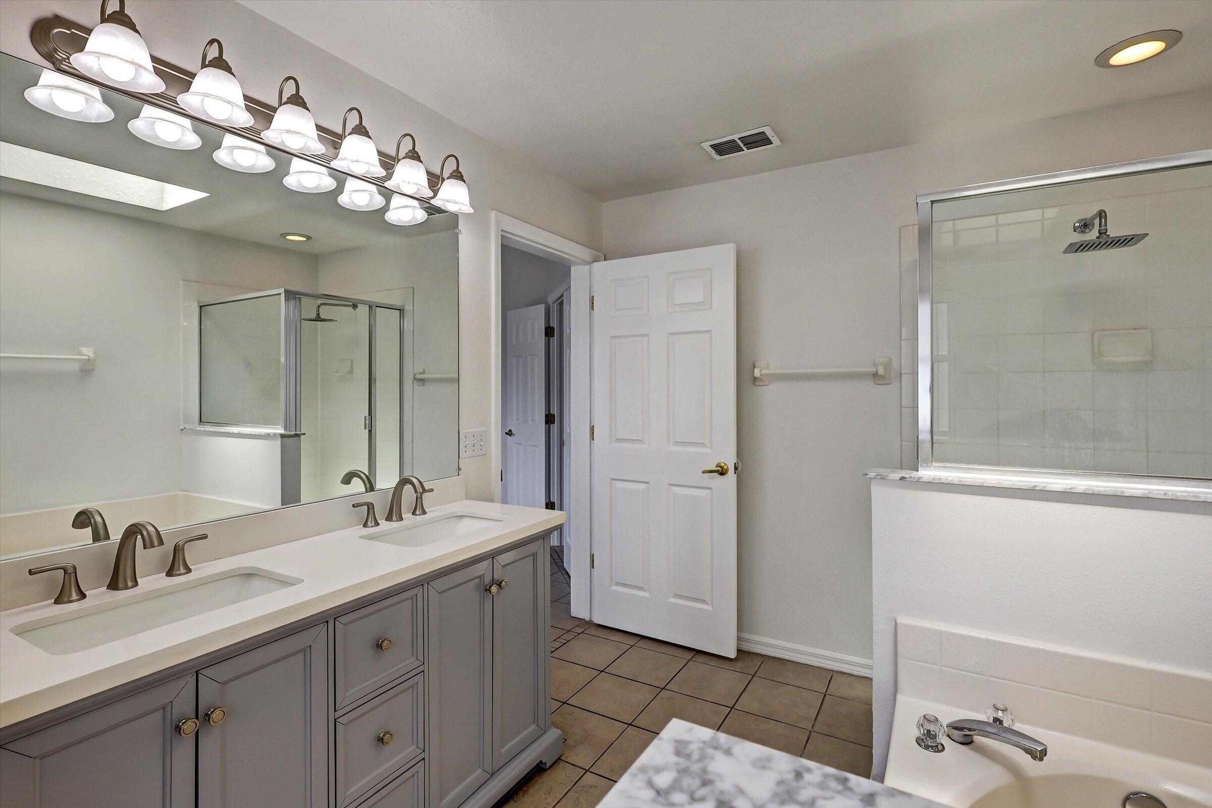 FAIRWAYS LAKE ESTATES PHASE FOUR - Residential