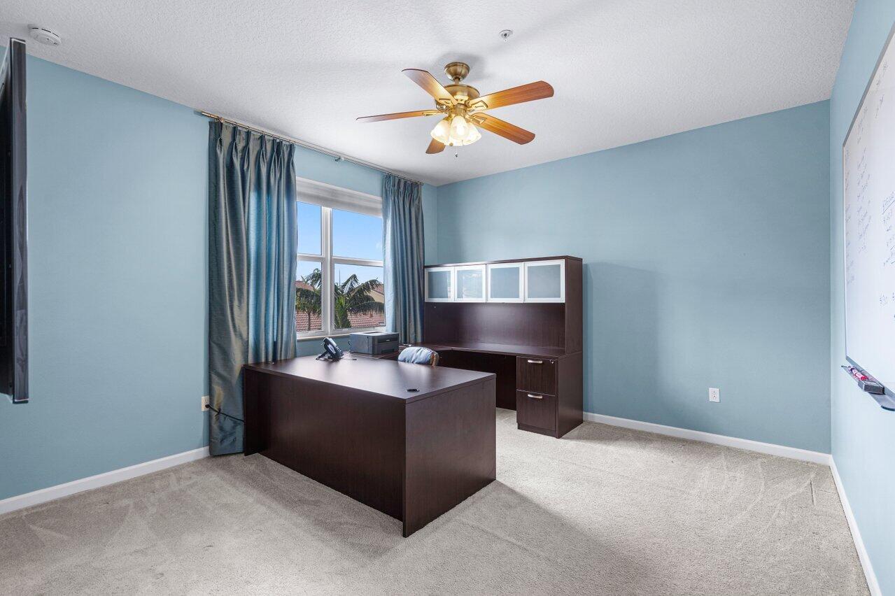 BLUE LAKE TOWNHOMES - Residential