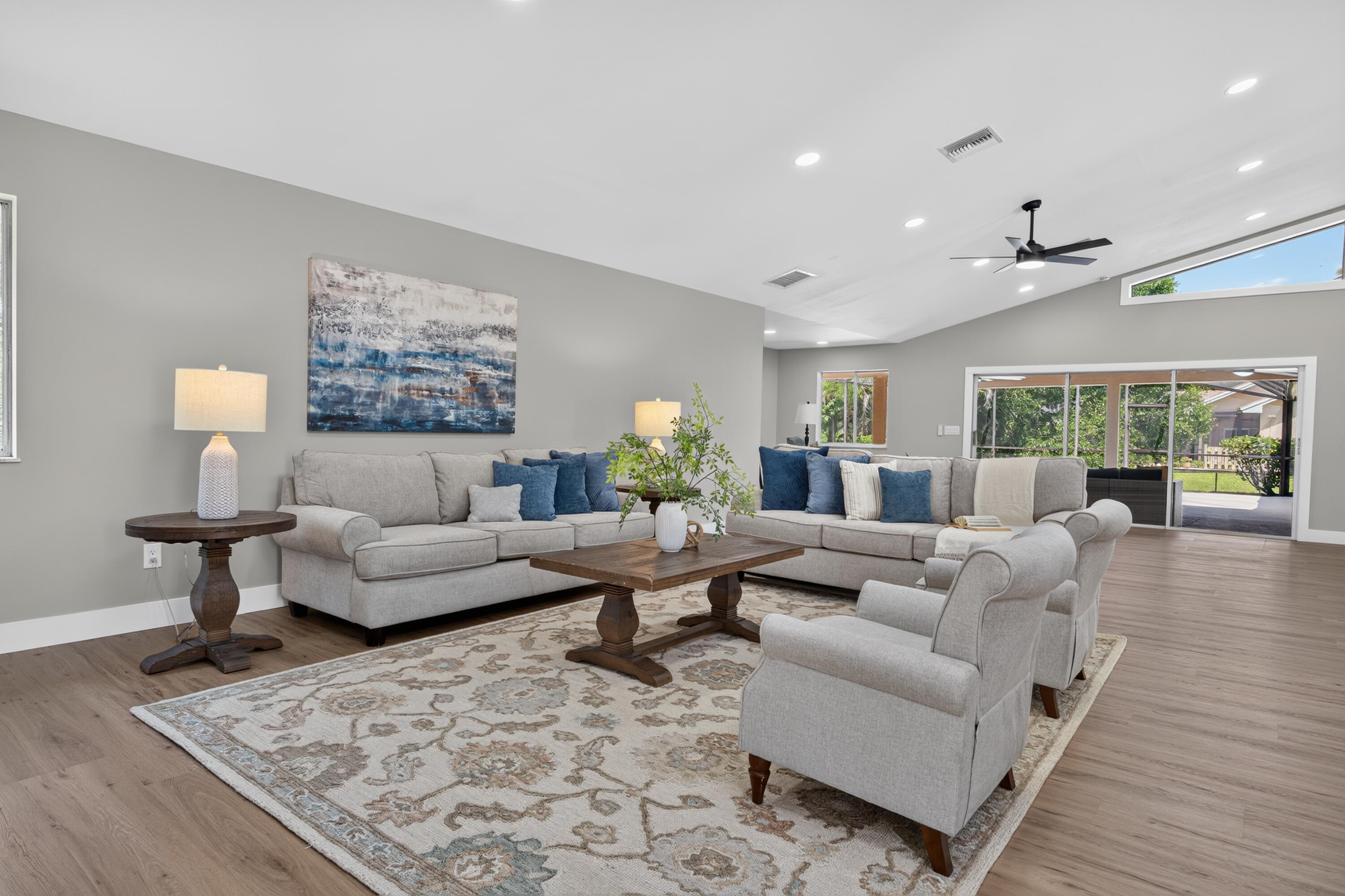 MID-RIVERS YACHT AND COUNTRY CLUB (AKA EVERGREEN C - Residential