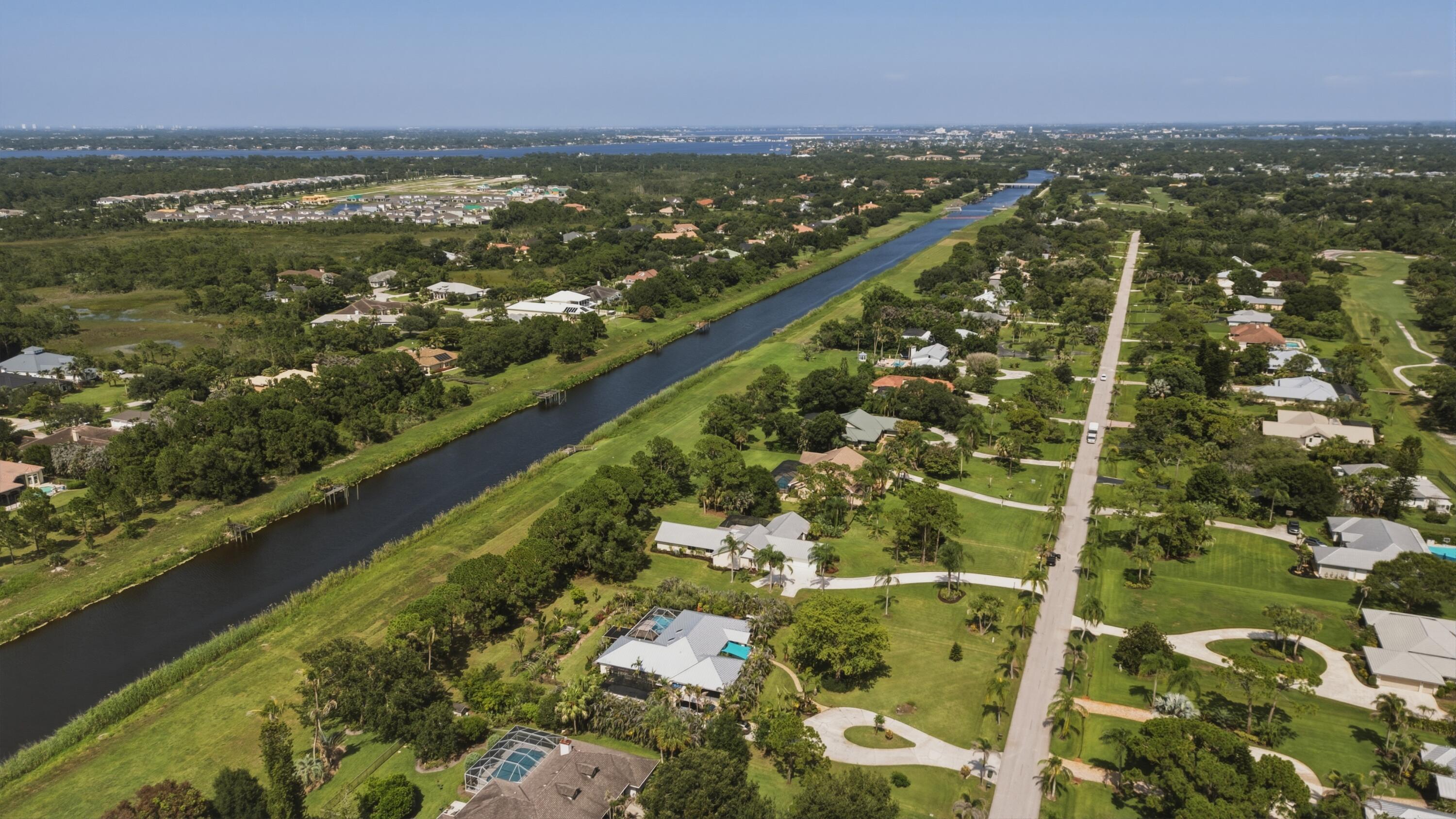 MID-RIVERS YACHT AND COUNTRY CLUB (AKA EVERGREEN C - Residential