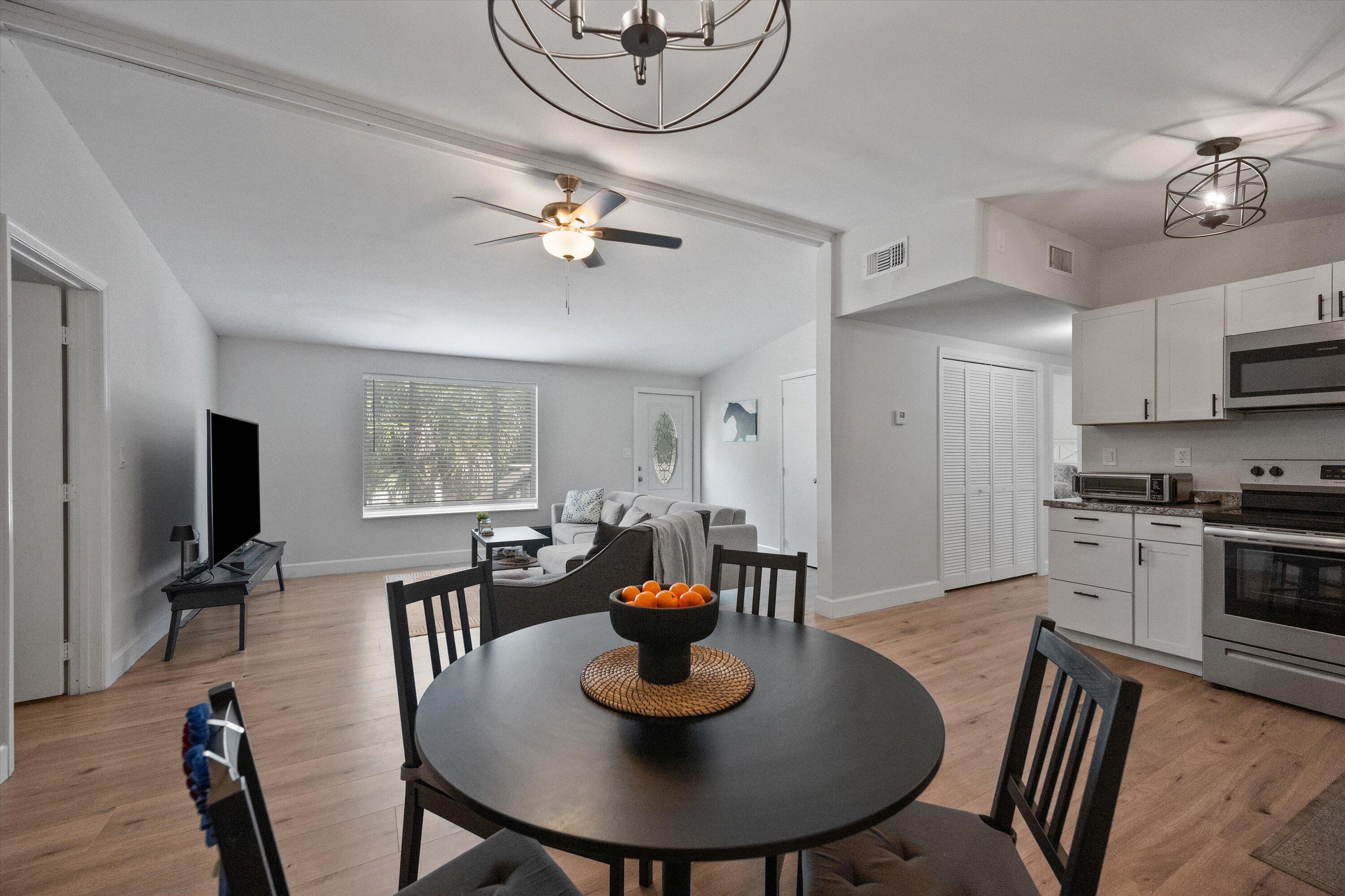LOXAHATCHEE GROVES - Residential