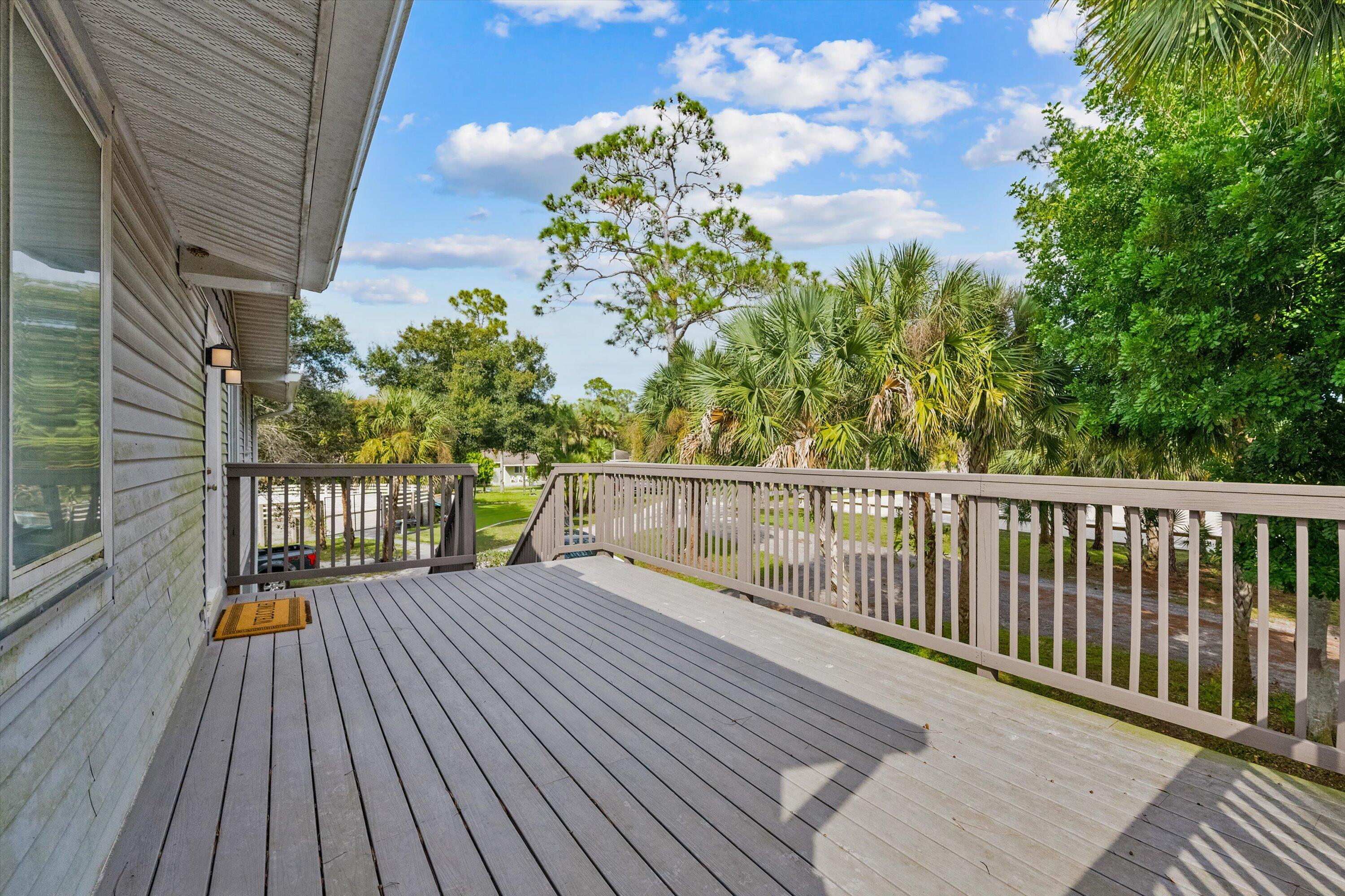 LOXAHATCHEE GROVES - Residential