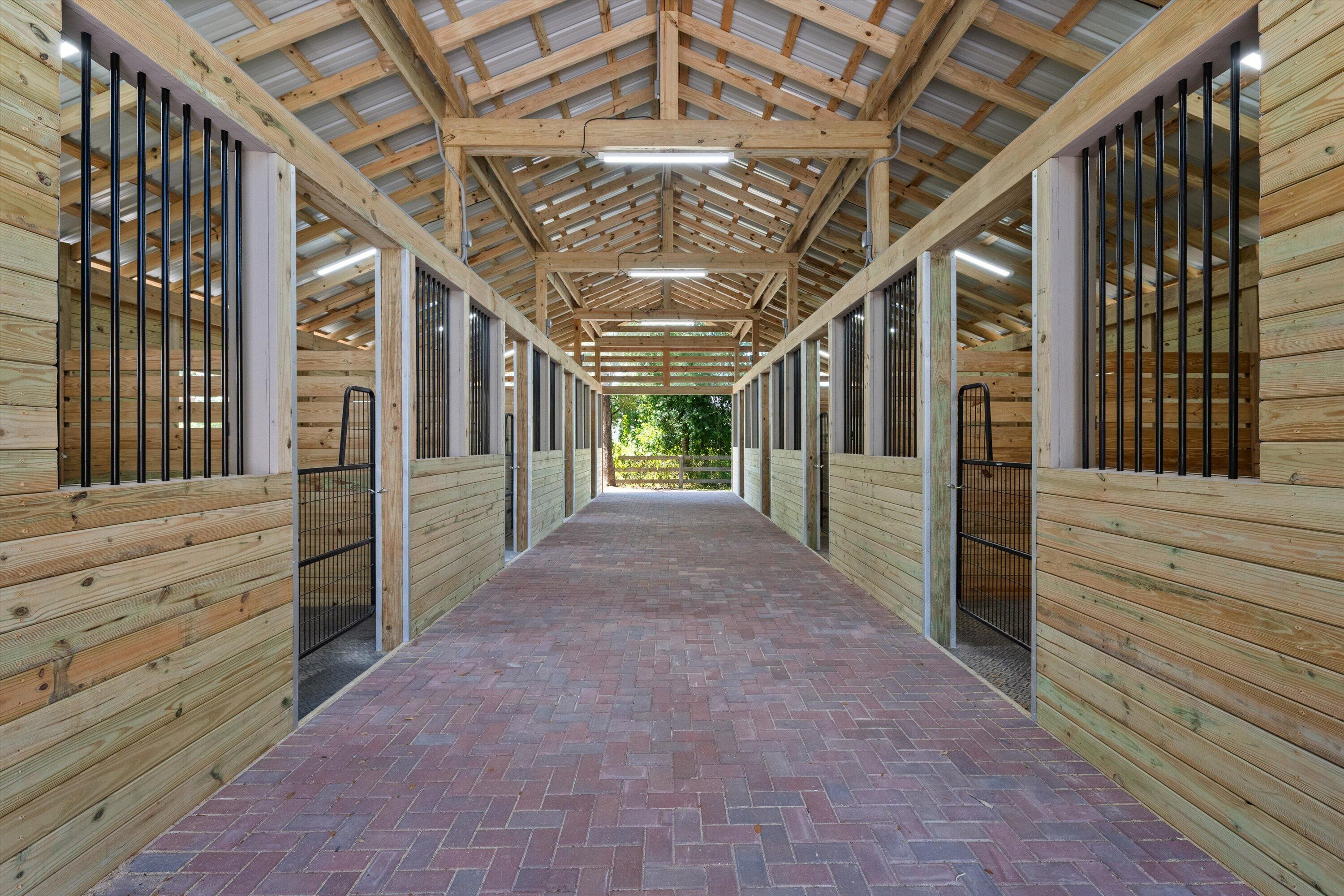 LOXAHATCHEE GROVES - Residential