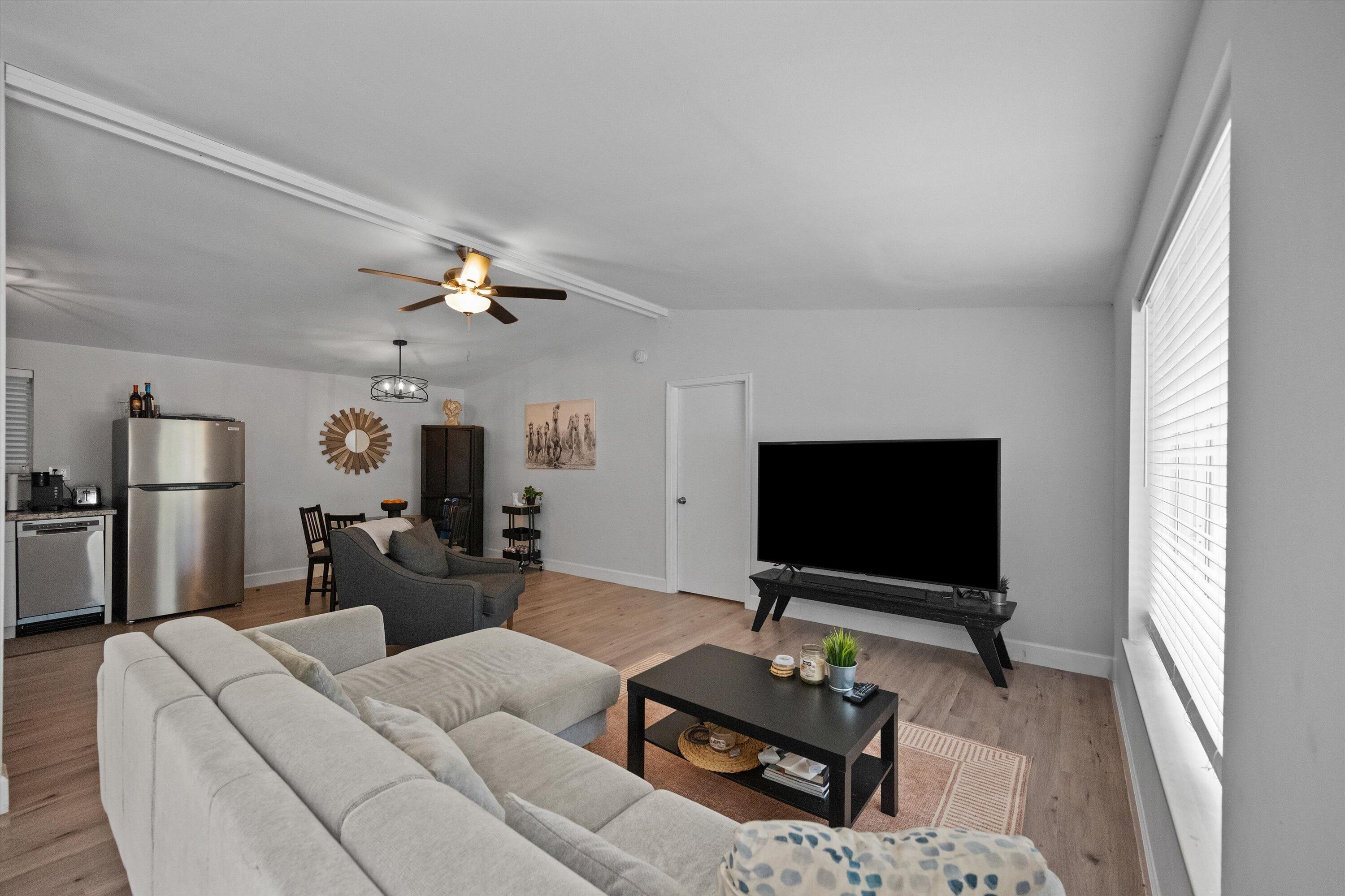 LOXAHATCHEE GROVES - Residential
