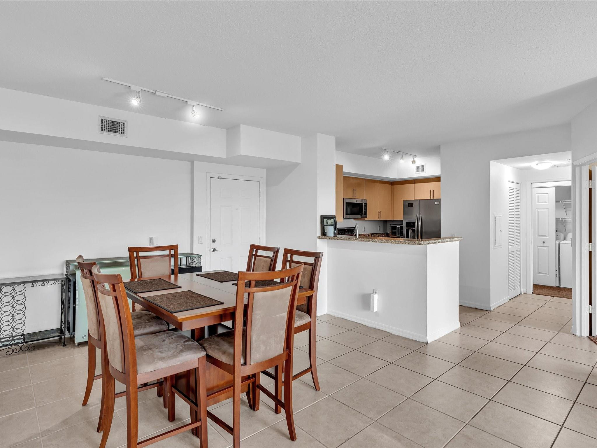 Lauderdale One - Residential