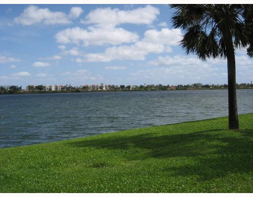 SAILBOAT POINTE CONDO - Residential