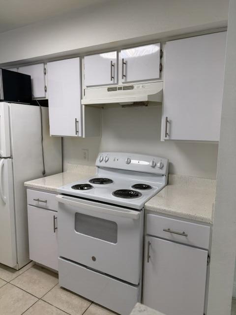 SAILBOAT POINTE CONDO - Residential