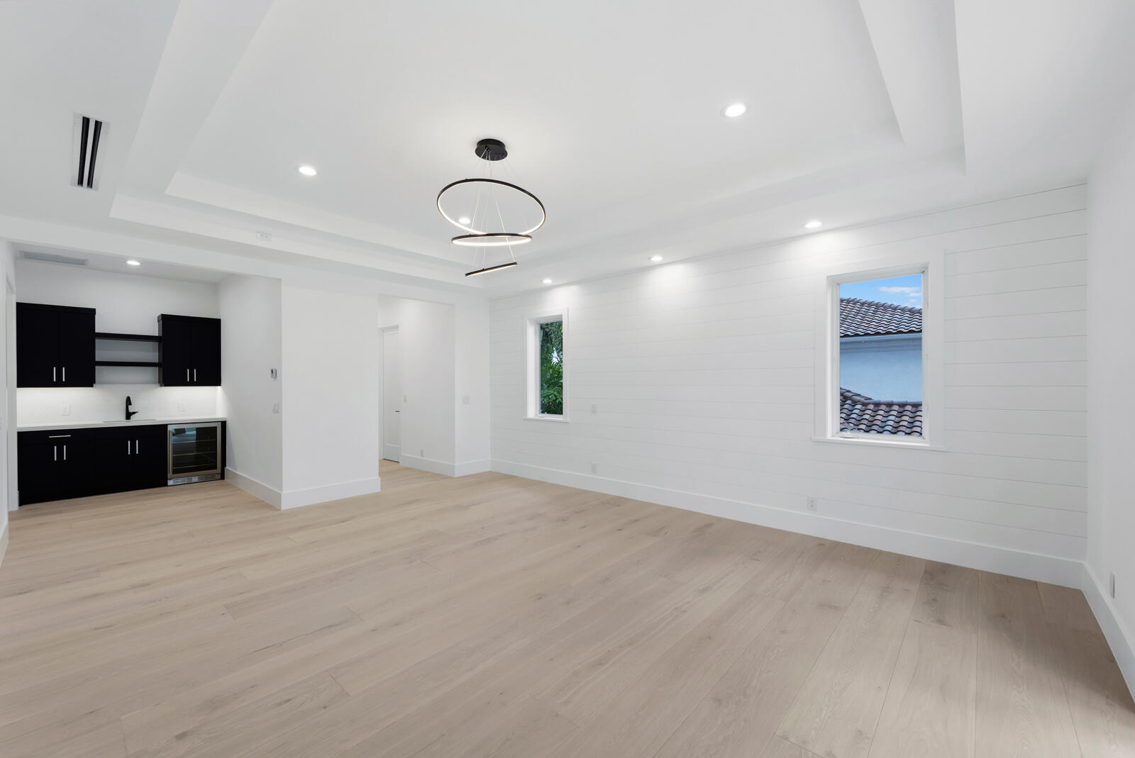 HARBOUR ISLES - Residential
