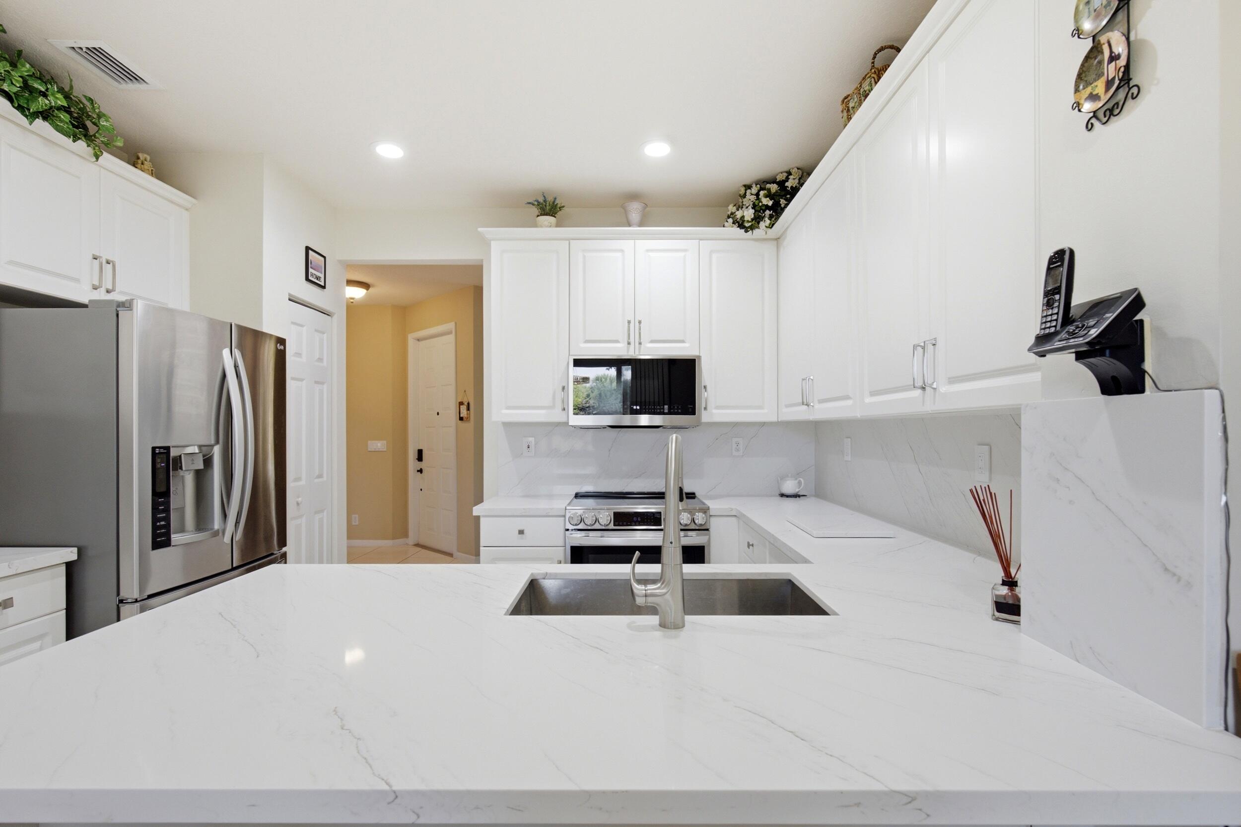 HERON BAY FOUR - Residential