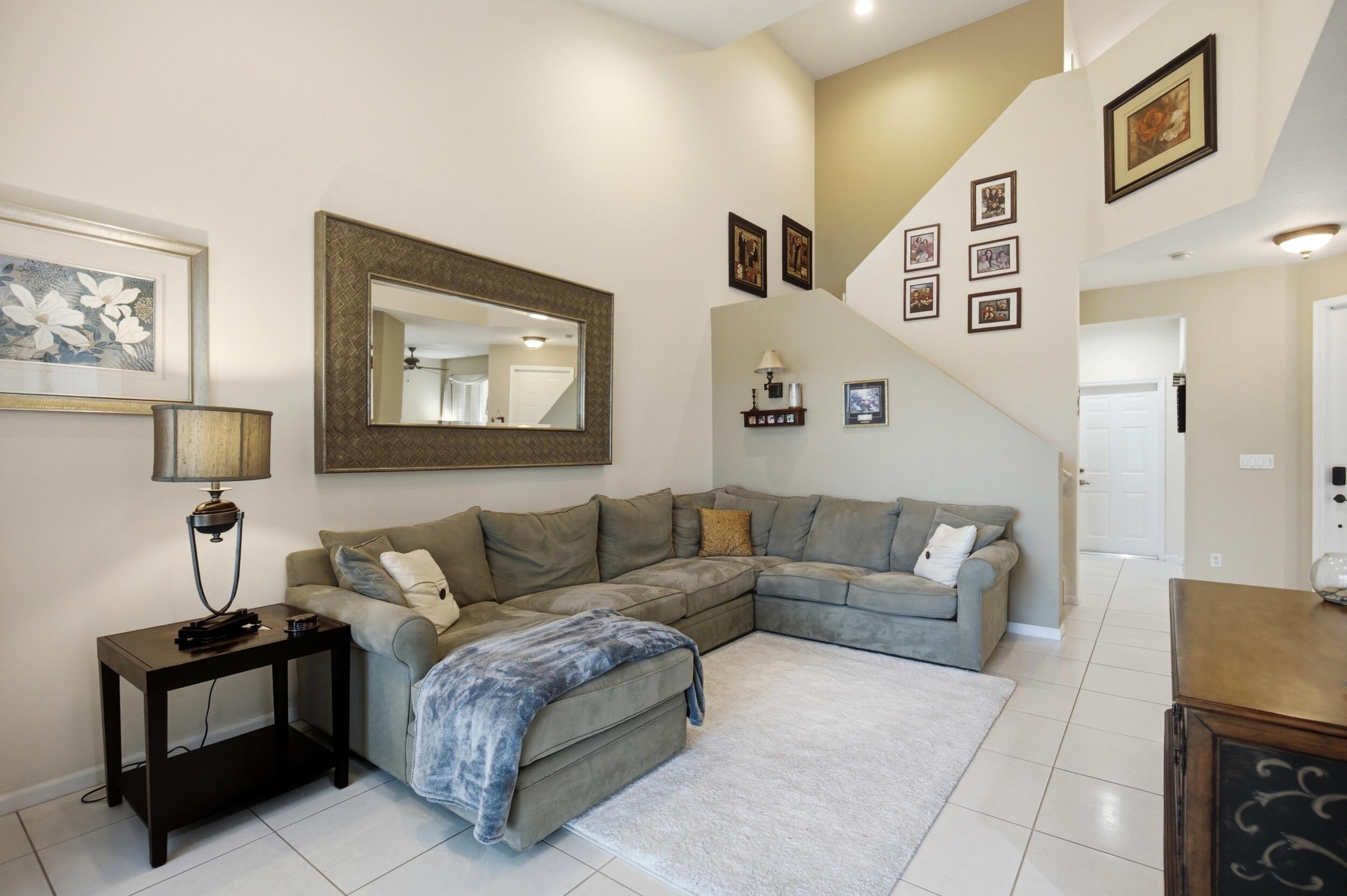 HERON BAY FOUR - Residential