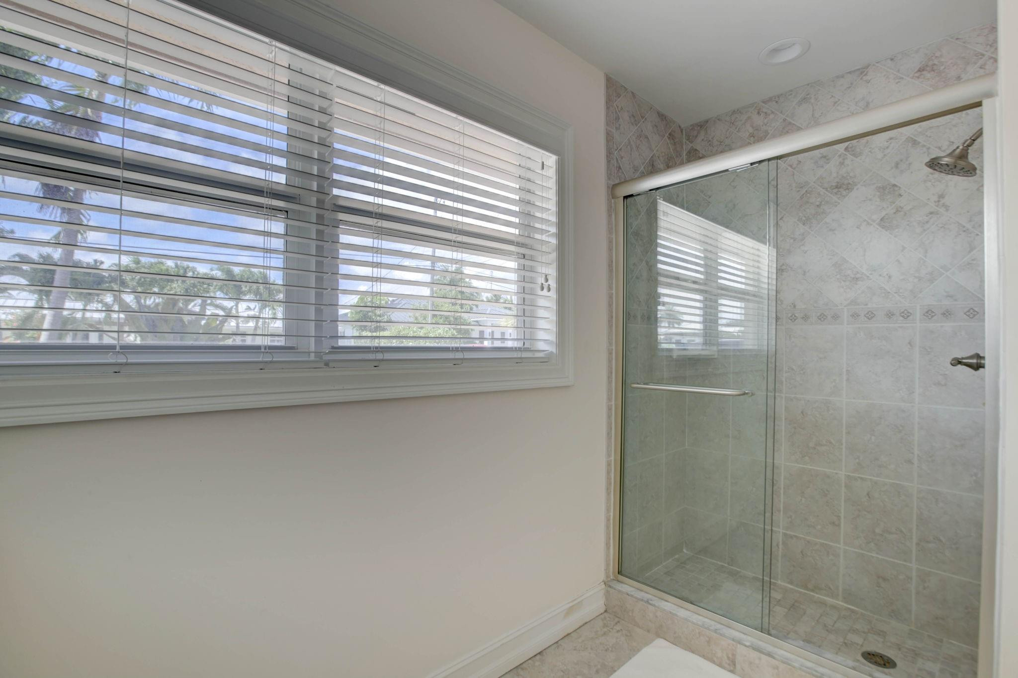 Bel-Air Isle 40-43 B - Residential