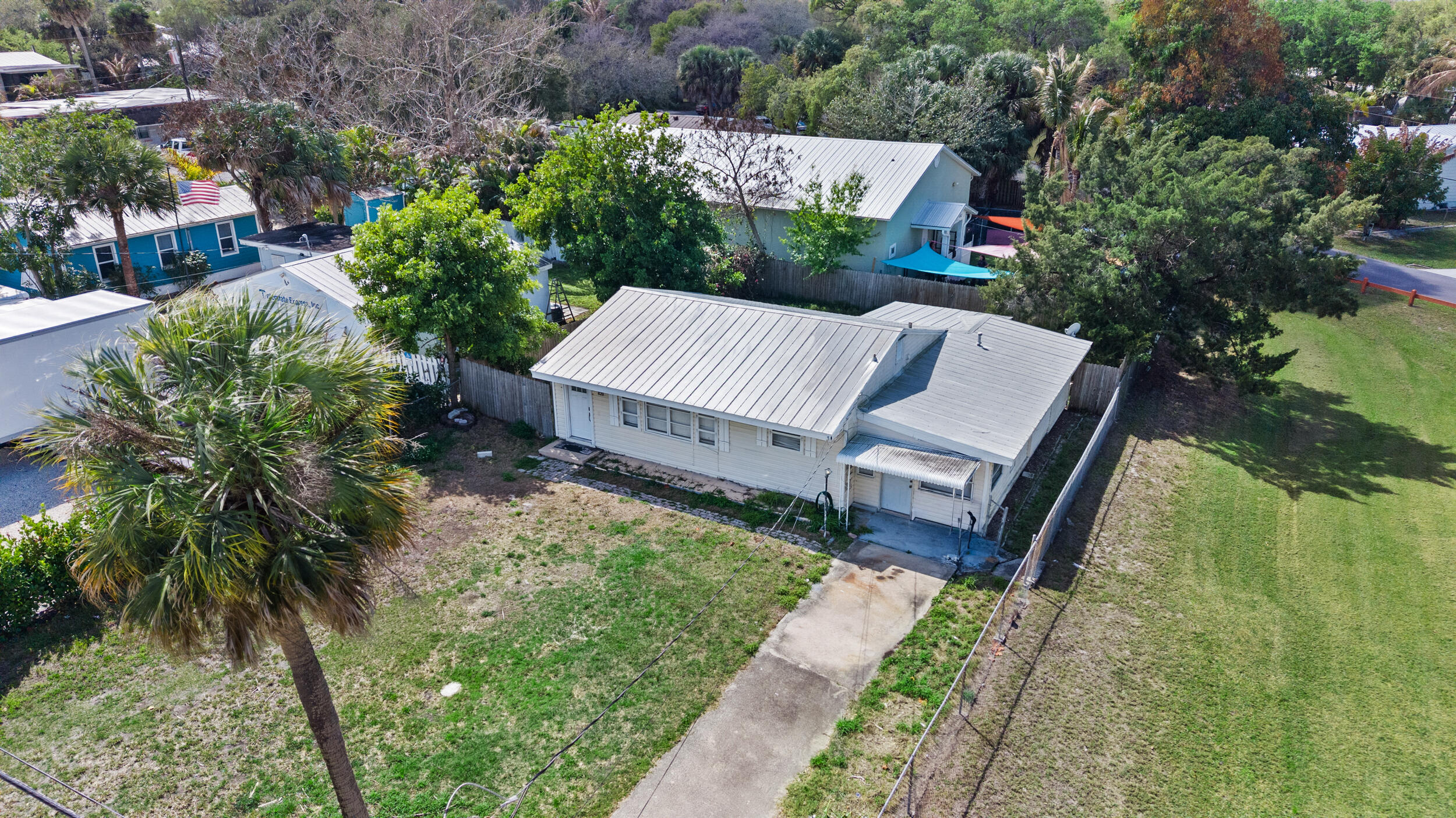 BESSEY'S 2ND ADDITION - Residential