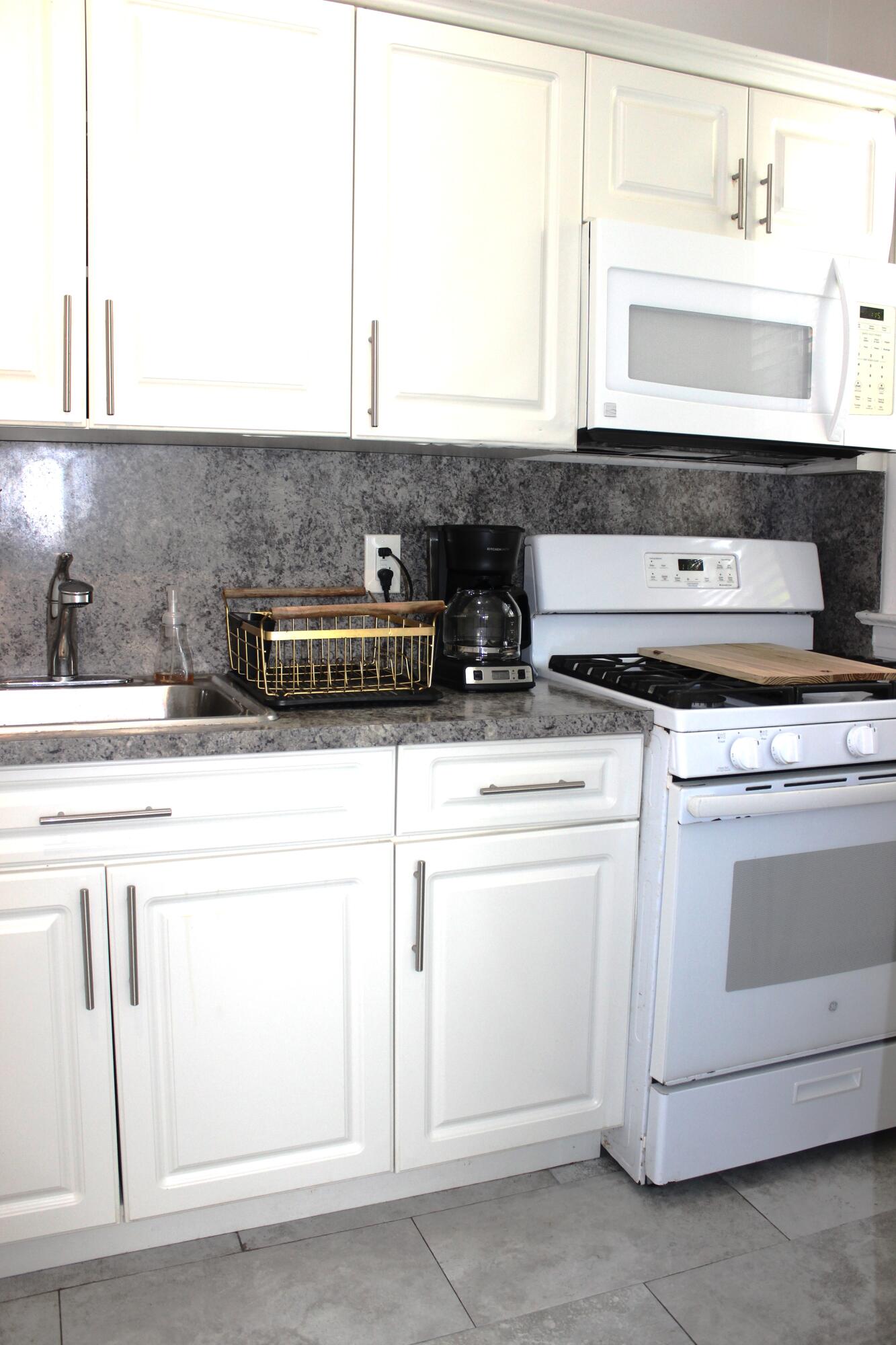 THE ESPLANADE BEACH CONDO - Residential