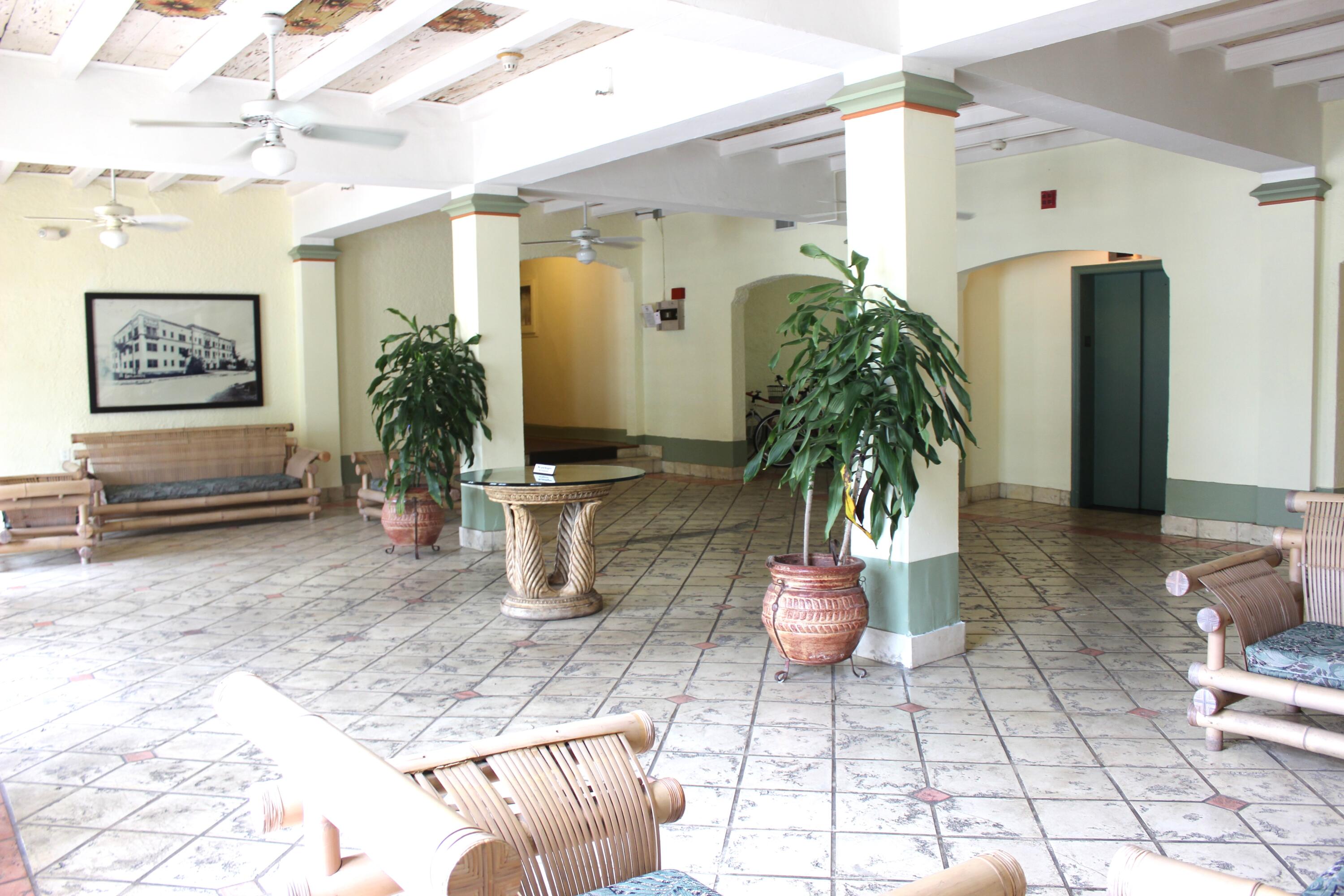 THE ESPLANADE BEACH CONDO - Residential
