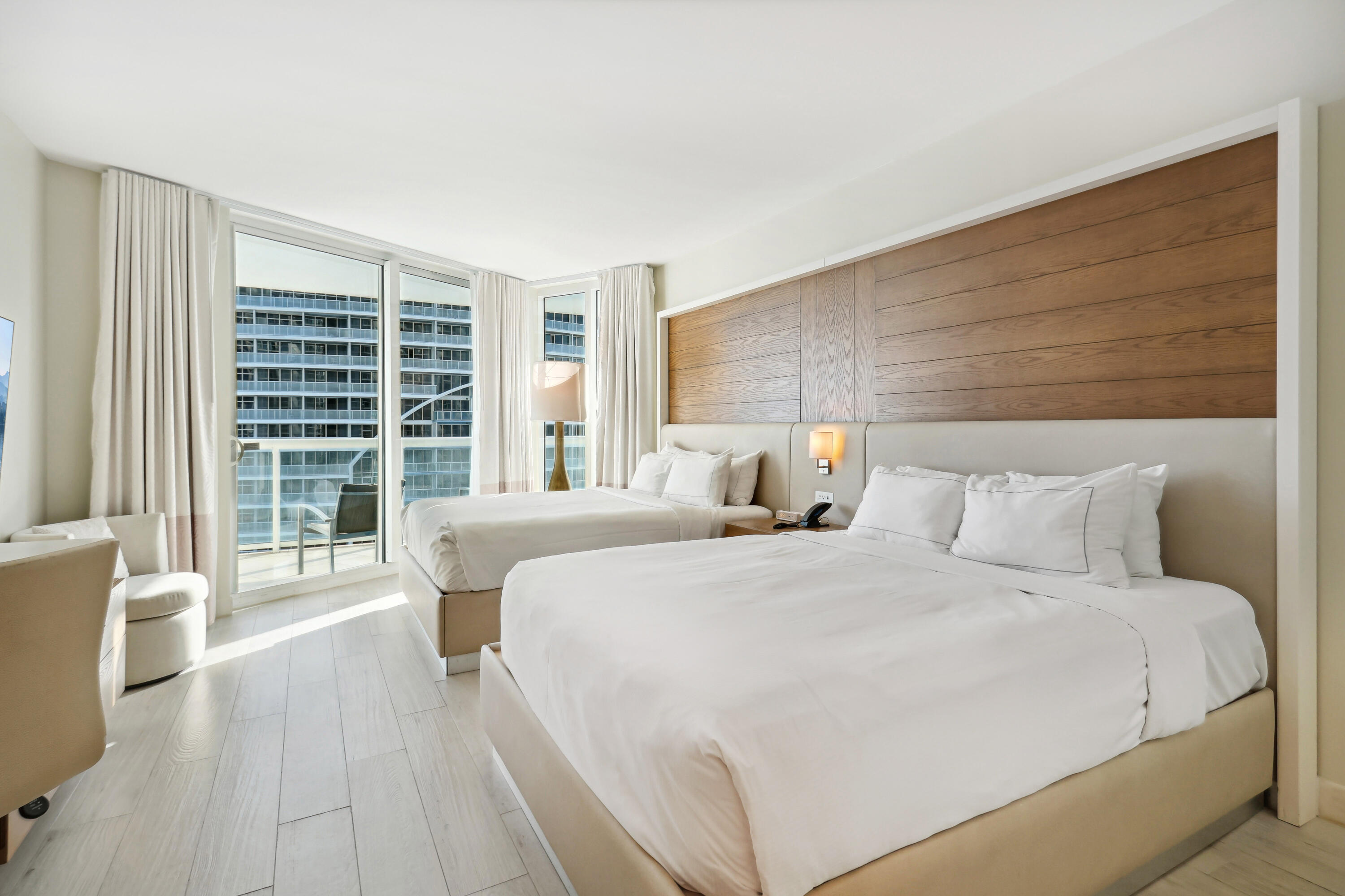 Amazing opportunity to own this beautiful unit with ocean views in the Hilton Hotel & Resort. Wonderfully furnished and equipped. The resort amenities include a beach front pool with direct ocean views, resort beach access, spa, gym, valet parking, room service, concierge service and full resort staff. The hotel also features three restaurants, a coffee shop and a gift shop. Close to Las Olas Blvd with upscale boutiques, restaurants and lounges.
