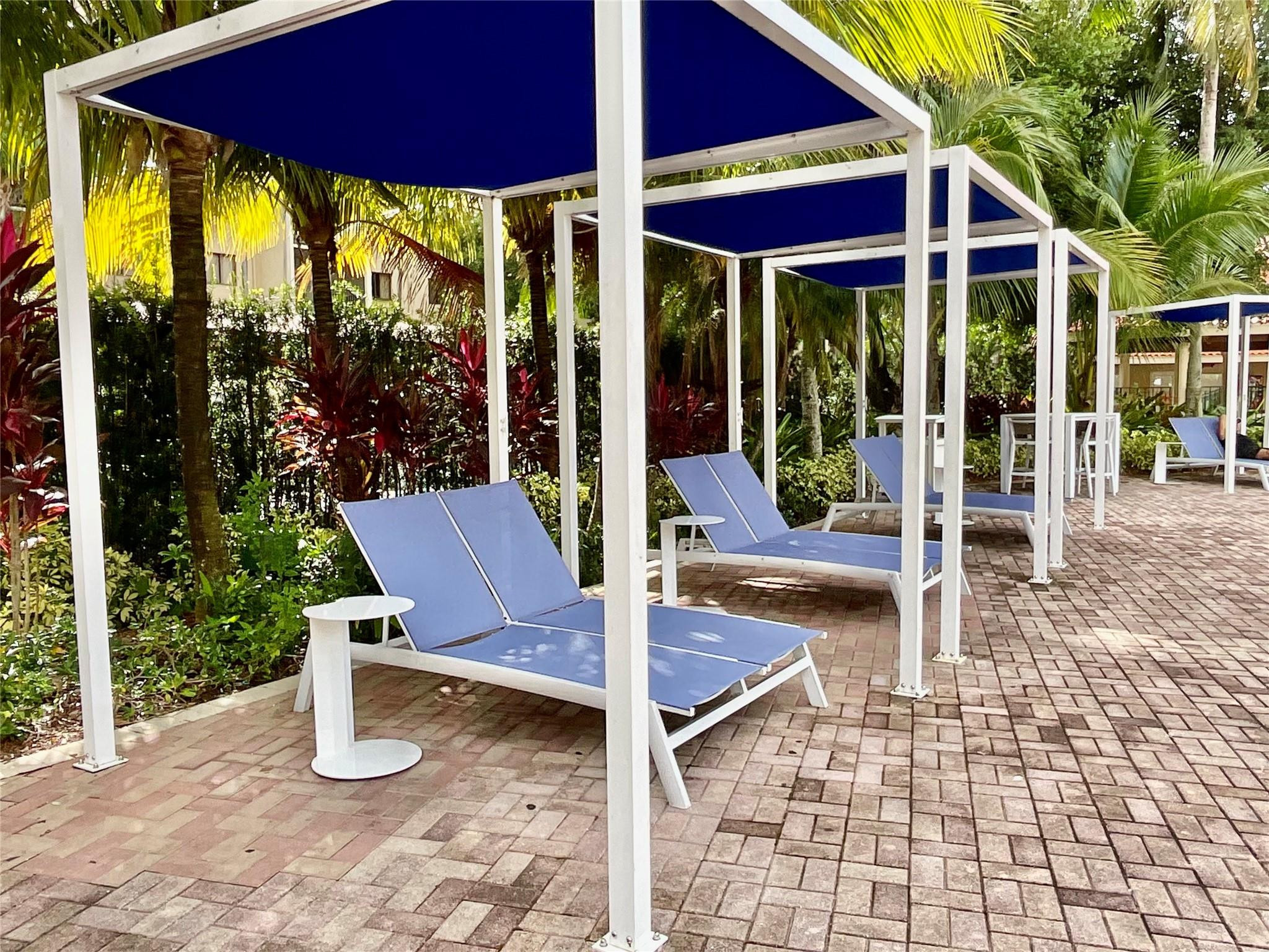 BLUE FONTAINE TRACT - Residential Lease