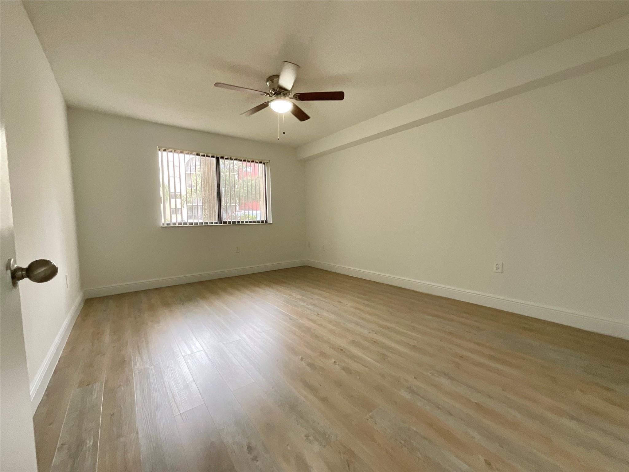 BLUE FONTAINE TRACT - Residential Lease