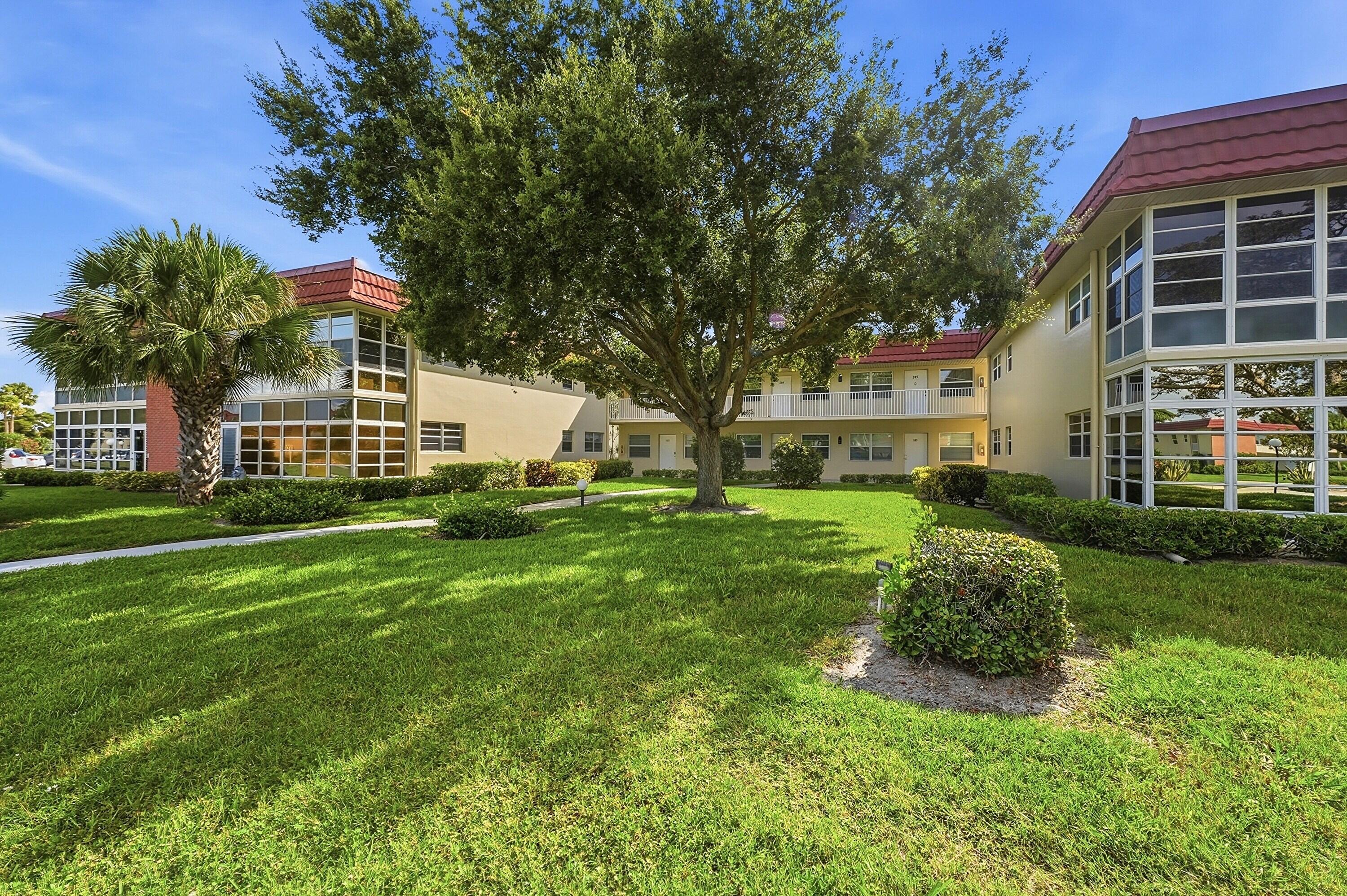 VISTA ROYALE PHASE Il BLDGS 83-111 - Residential