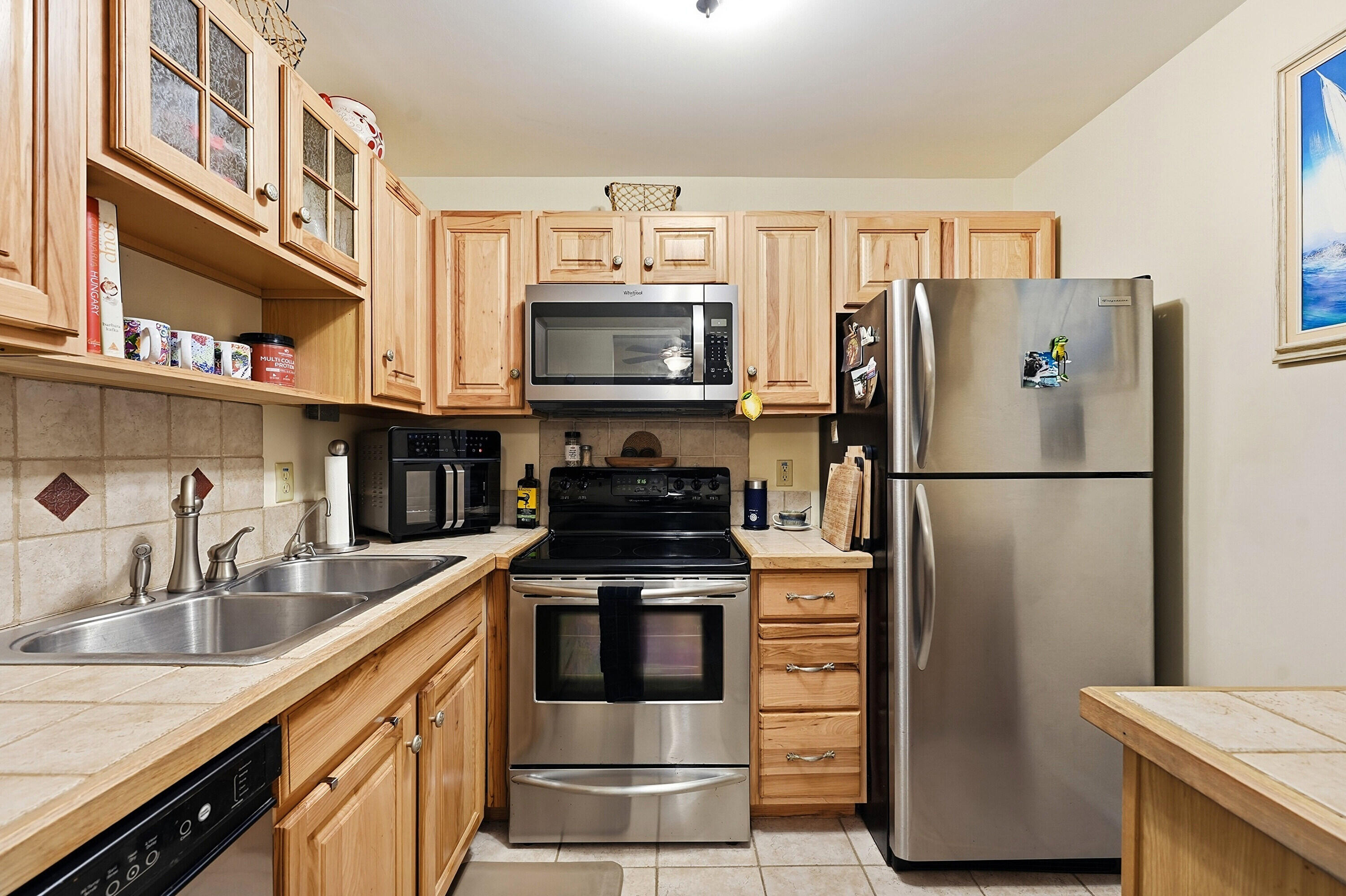 VISTA ROYALE PHASE Il BLDGS 83-111 - Residential