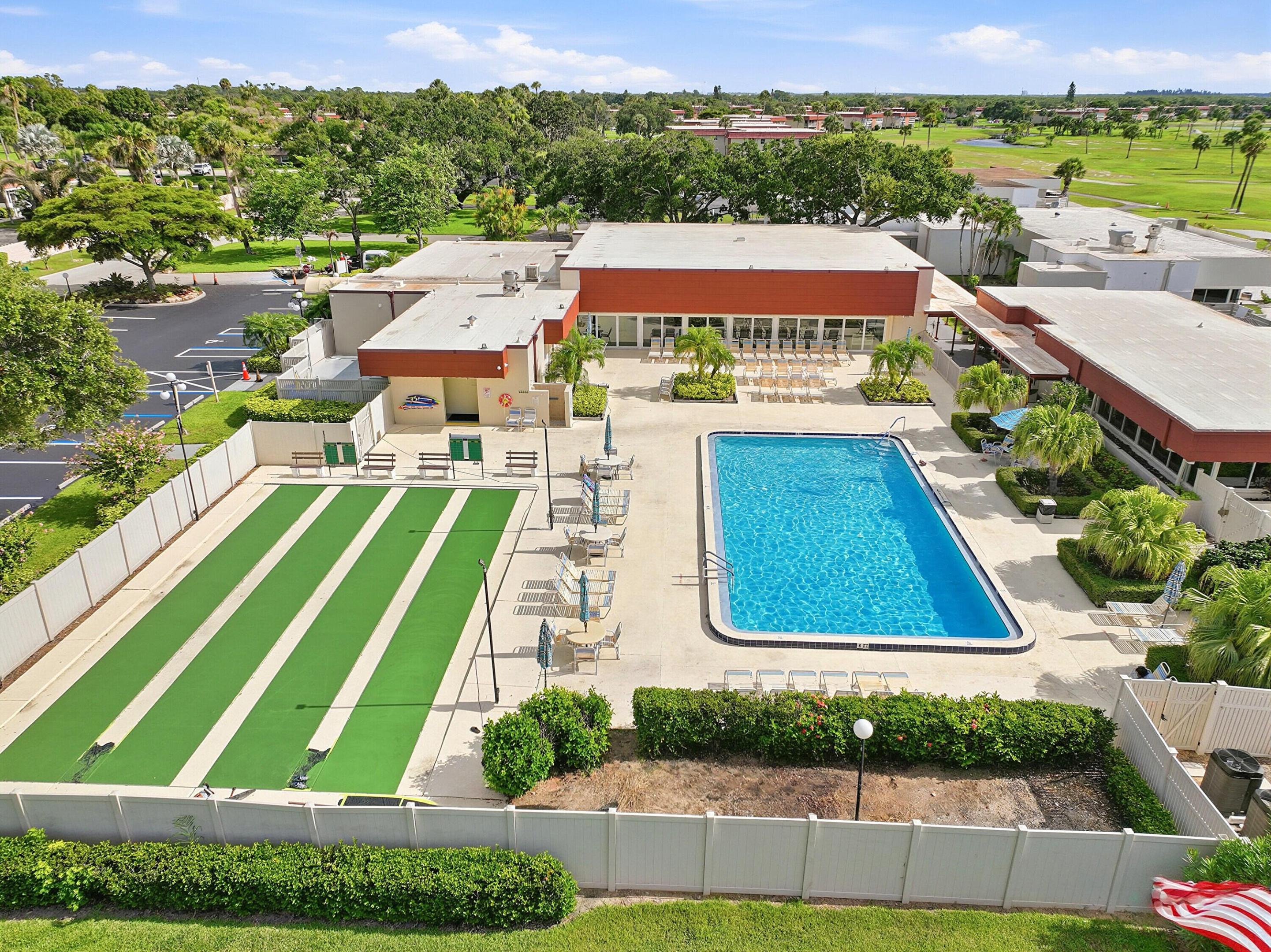 VISTA ROYALE PHASE Il BLDGS 83-111 - Residential
