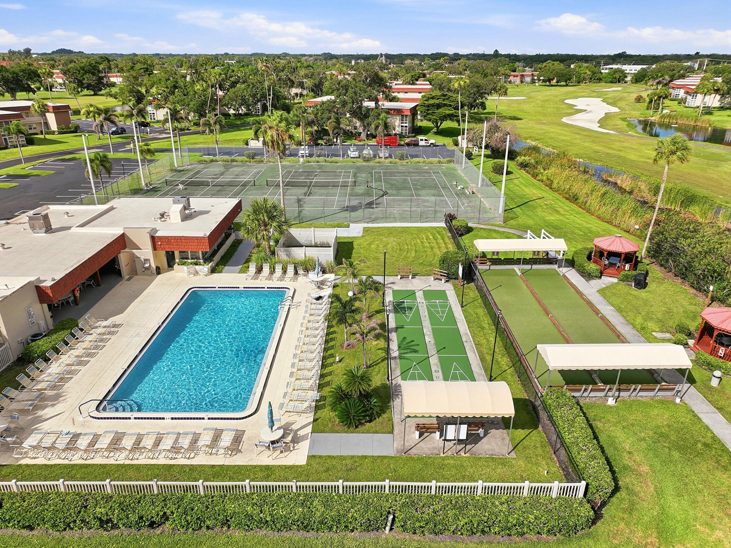 VISTA ROYALE PHASE Il BLDGS 83-111 - Residential