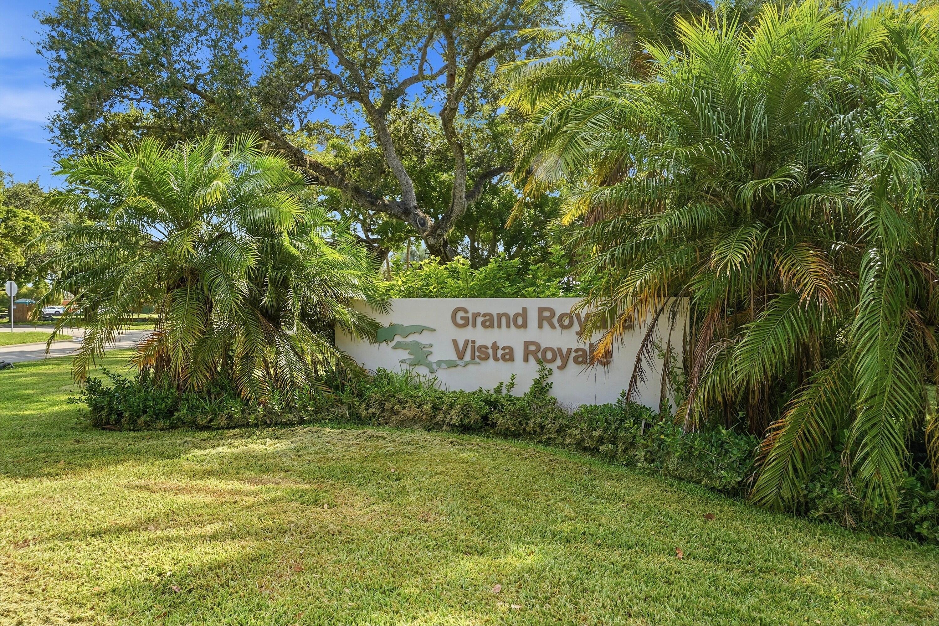 VISTA ROYALE PHASE Il BLDGS 83-111 - Residential