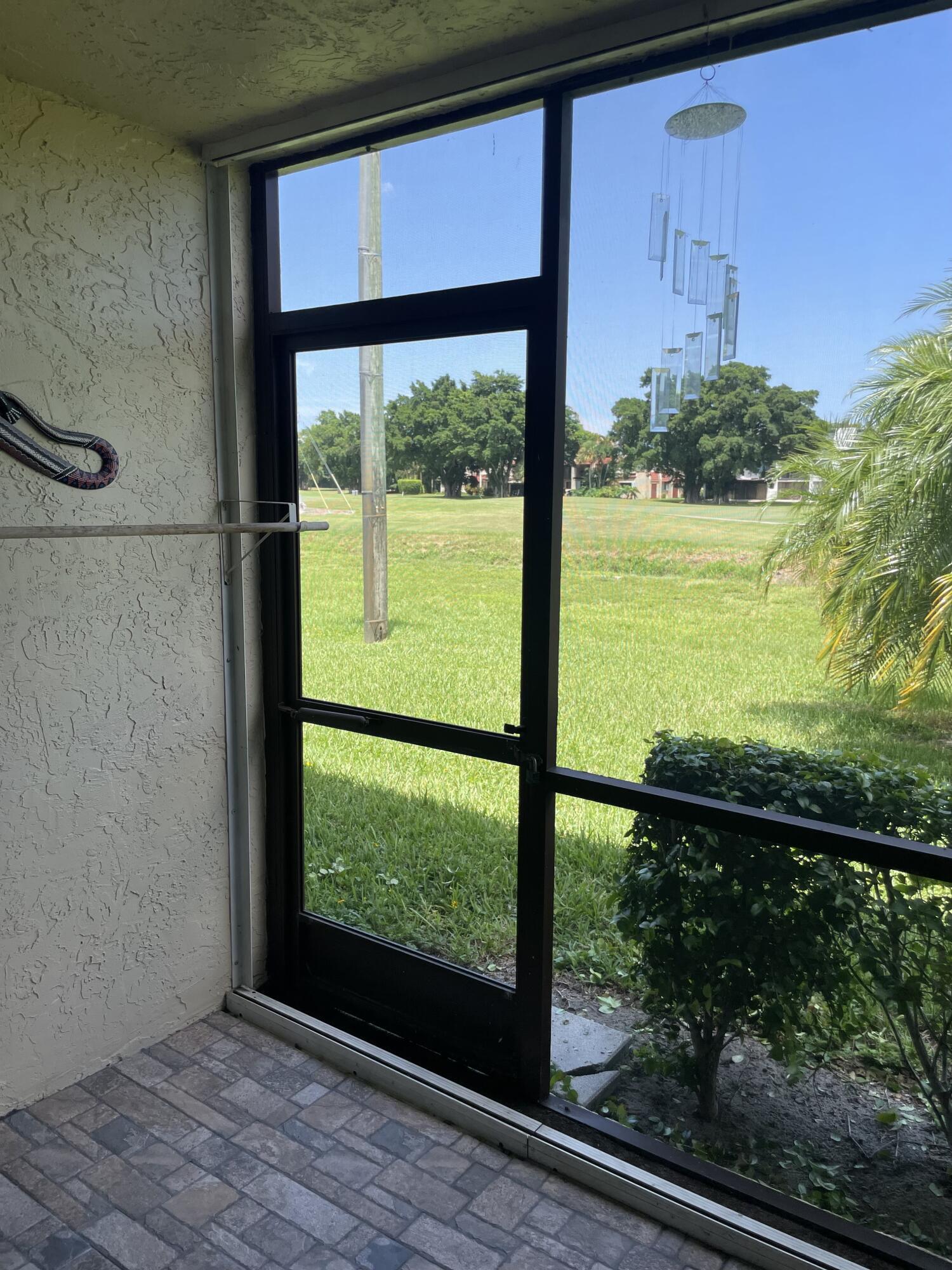 LUCERNE LAKES GOLF COLONY CONDS 1 THRU 12 & 14 - Residential Lease