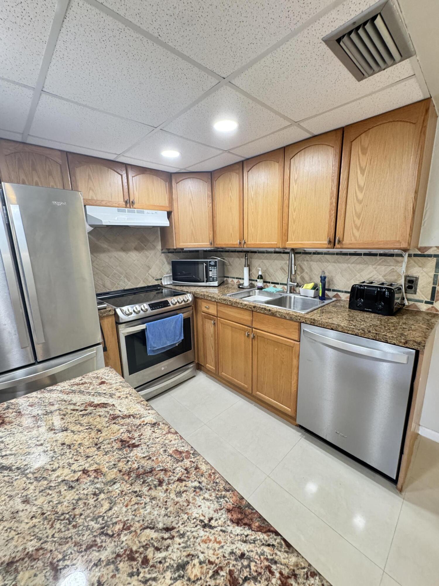 HARWOOD D CONDO - Residential