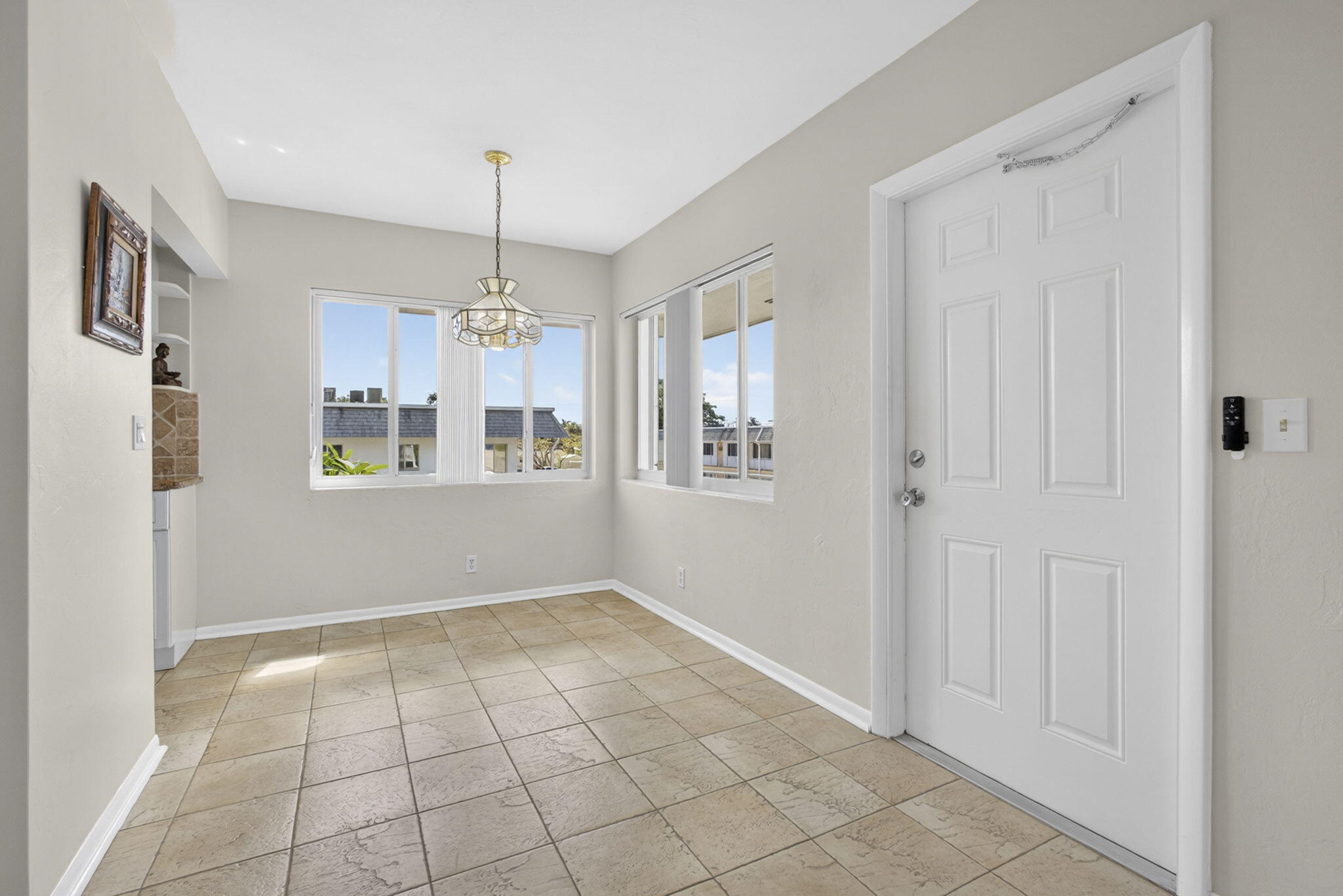 MURRY HILLS APT BLDG CONDO - Residential Lease