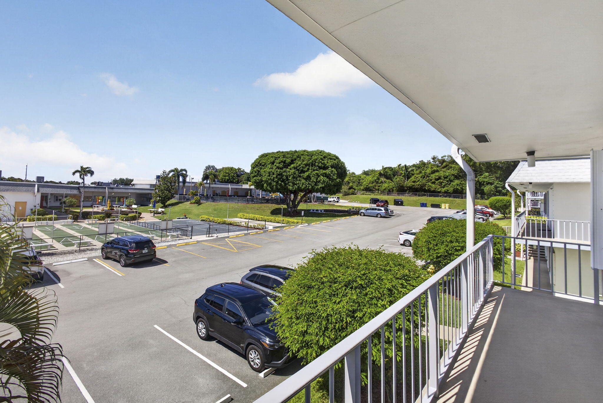 MURRY HILLS APT BLDG CONDO - Residential Lease