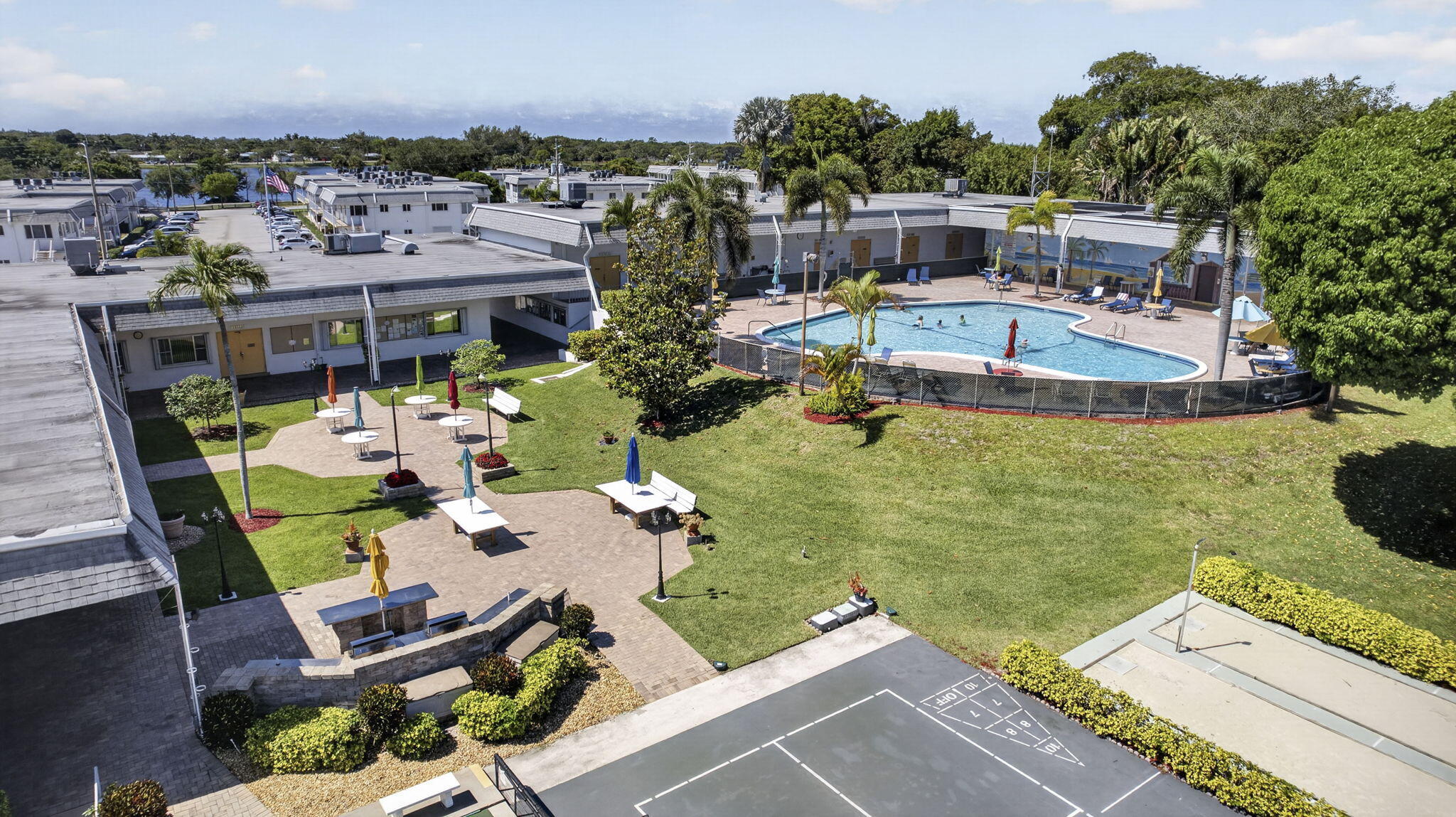 MURRY HILLS APT BLDG CONDO - Residential Lease