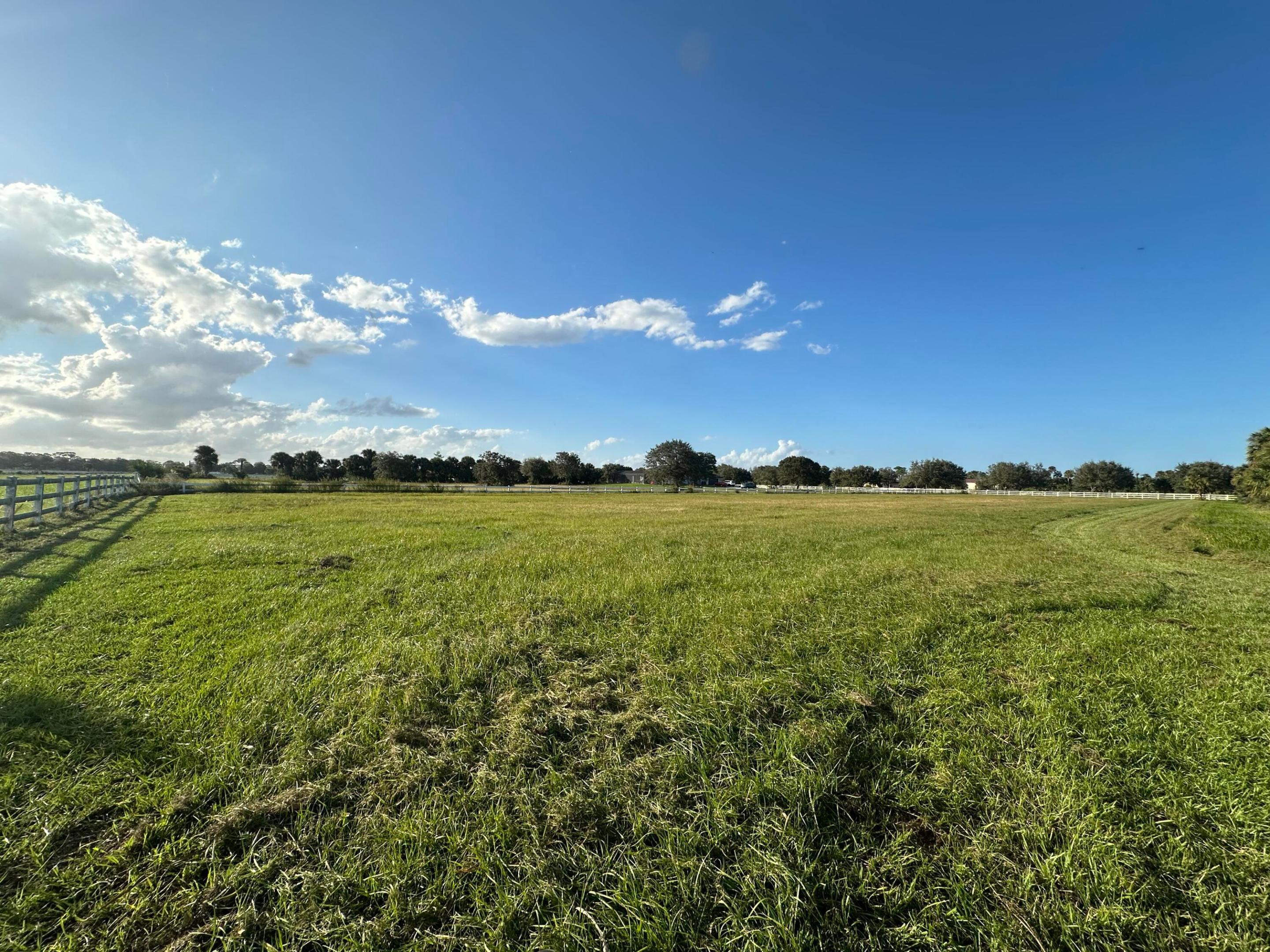 CARLTON COUNTY ESTATES - Land