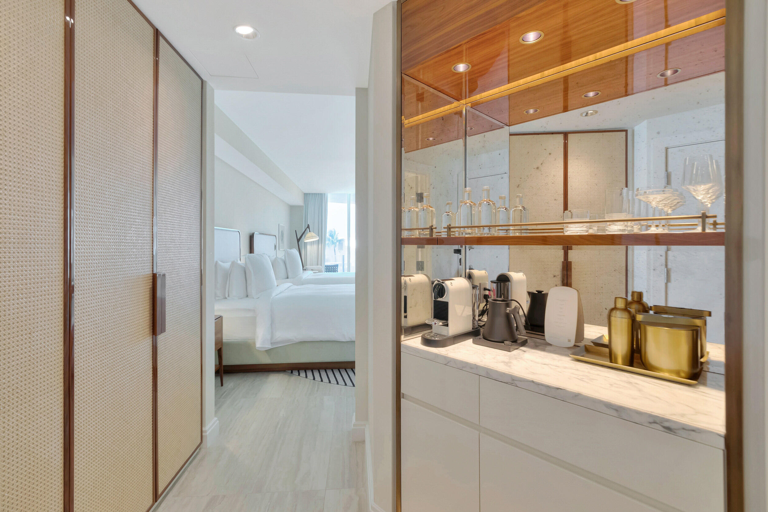 Four Seasons - Residential