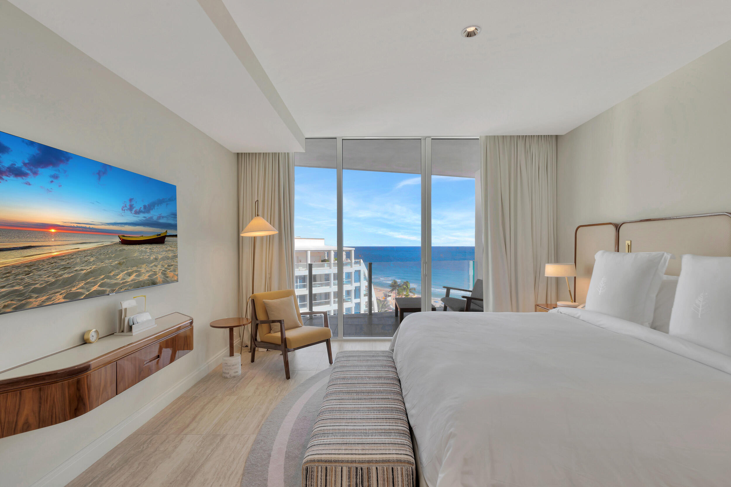 Four Seasons - Residential