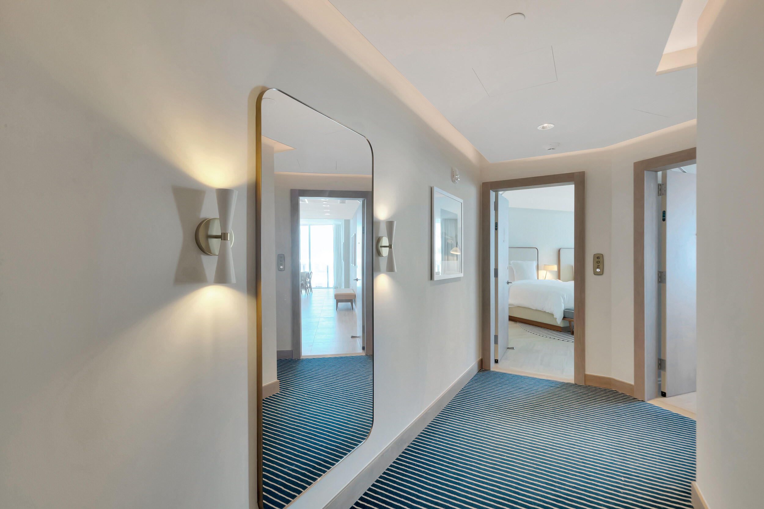 Four Seasons - Residential