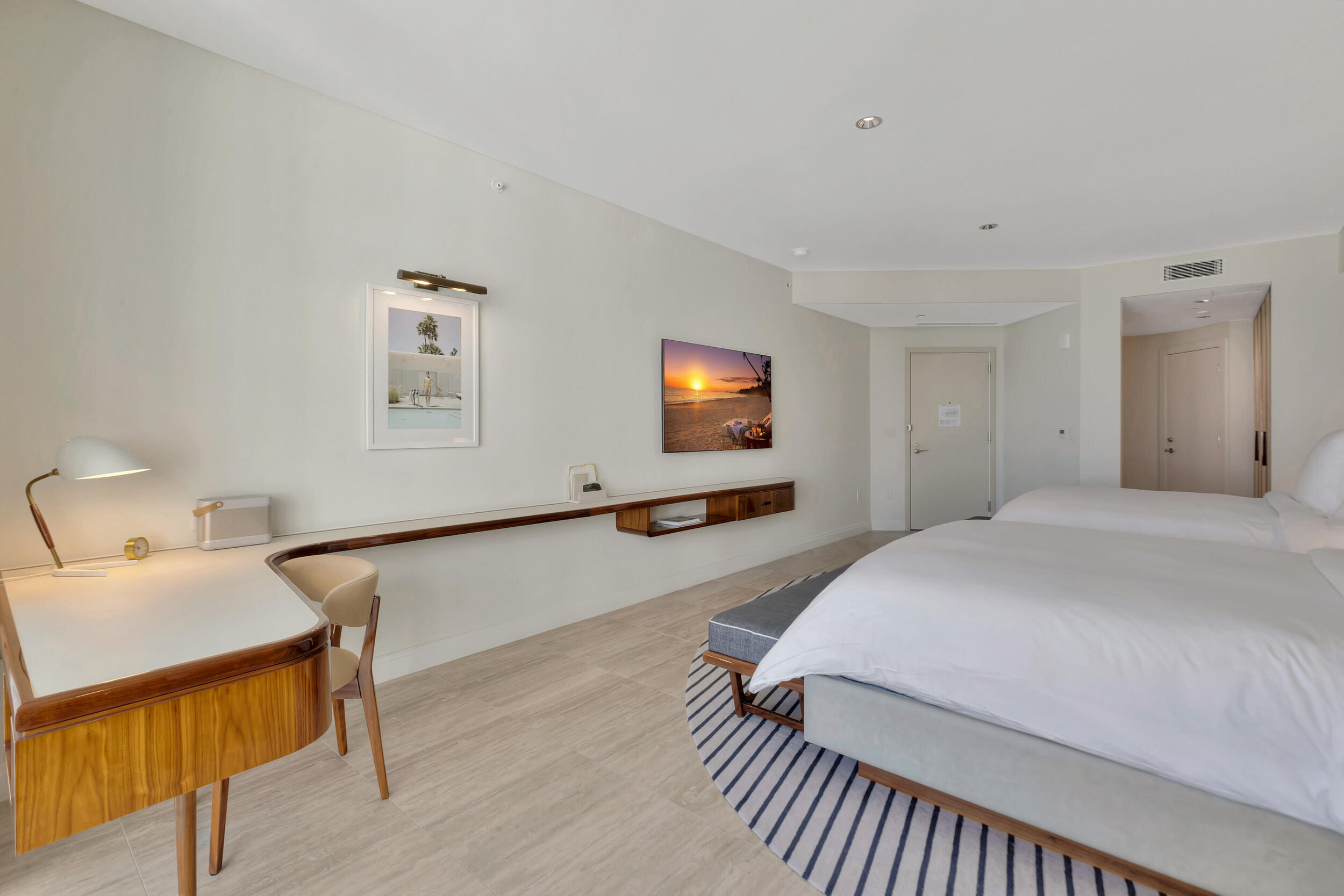 Four Seasons - Residential