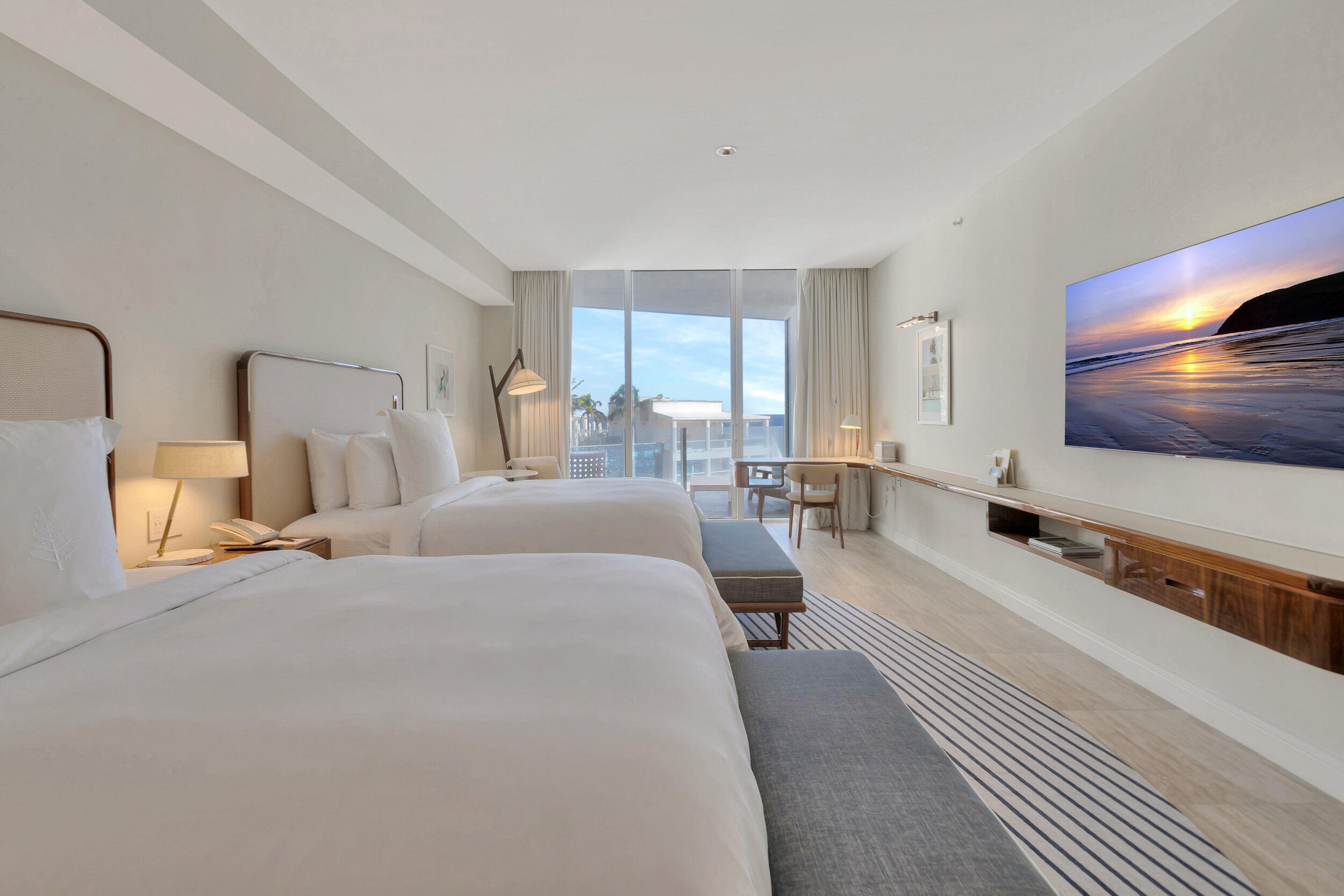 Four Seasons - Residential