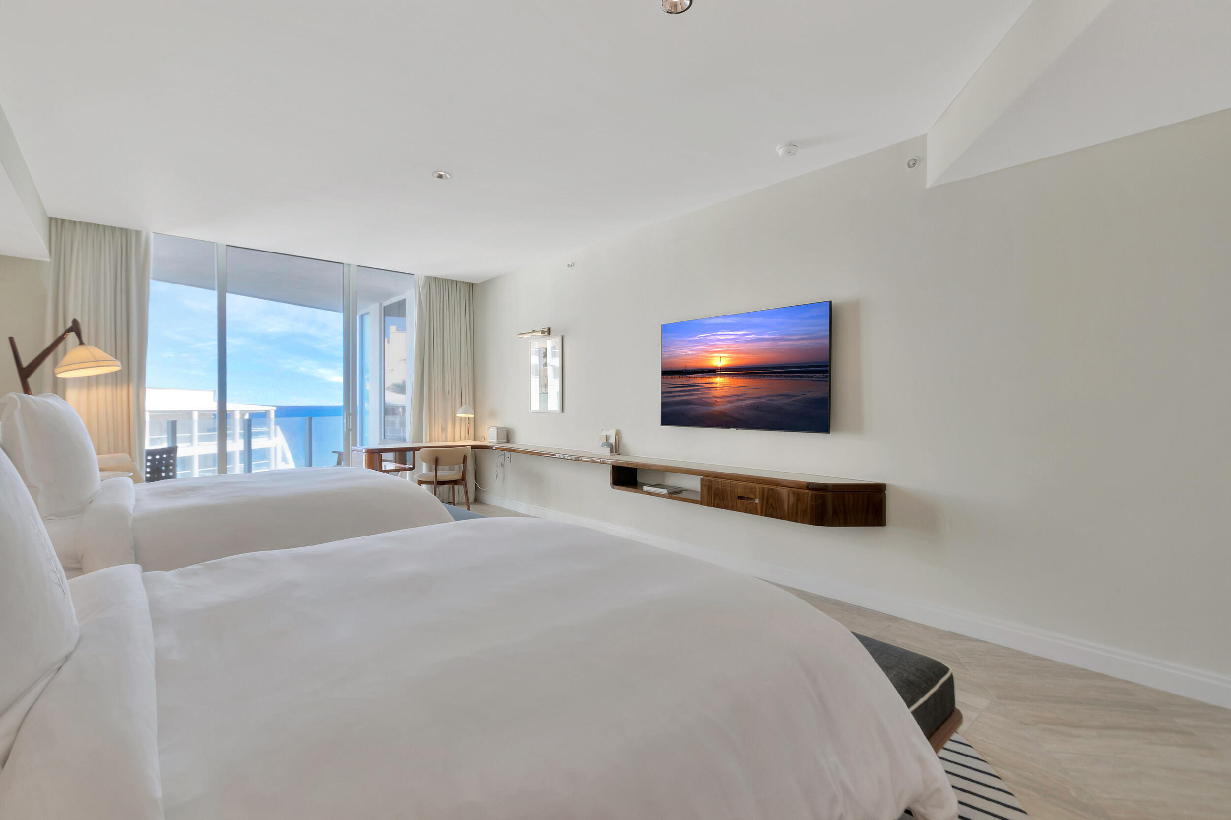 Four Seasons - Residential