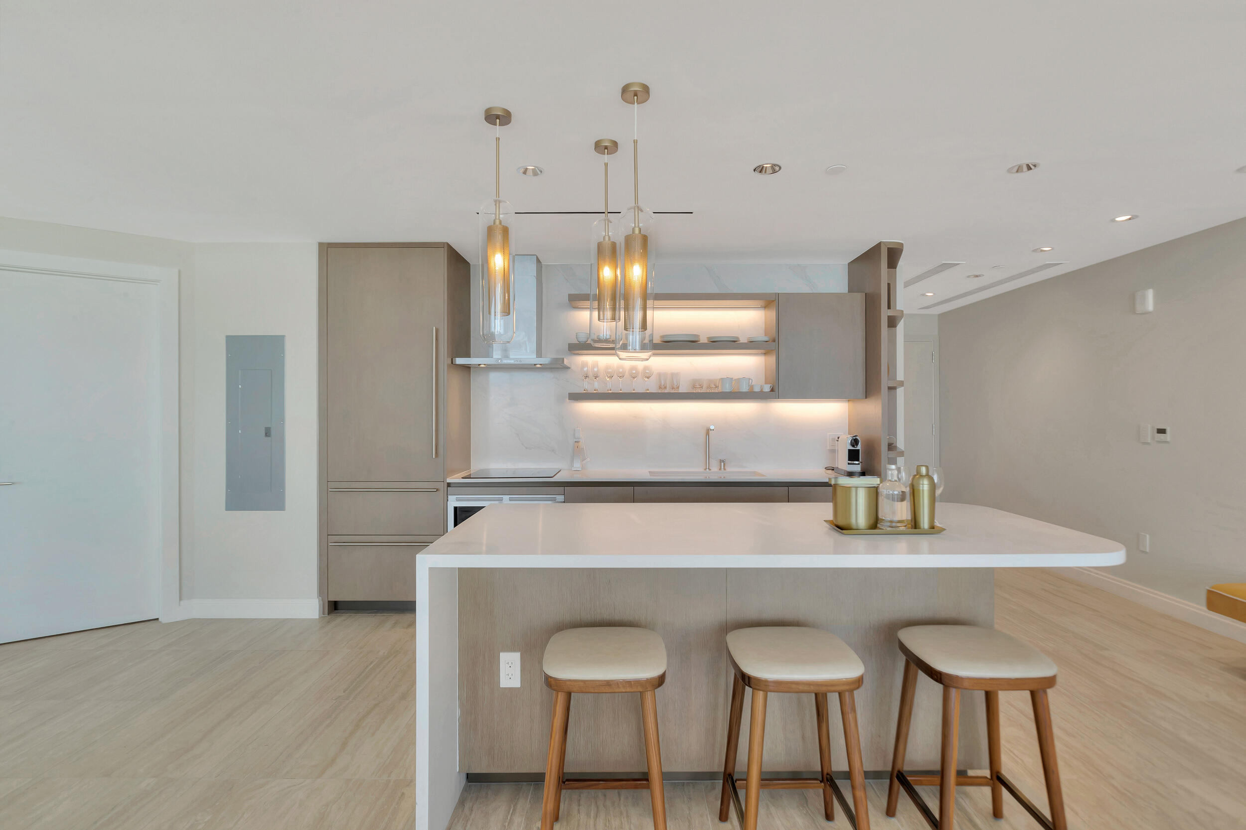 Four Seasons - Residential