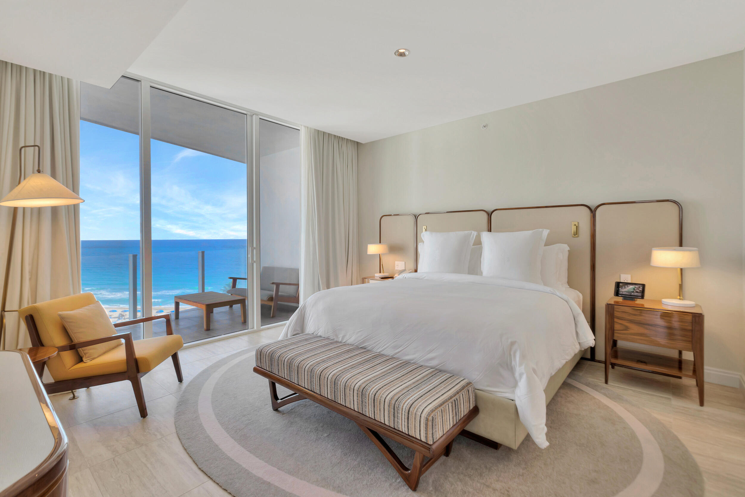 Four Seasons - Residential