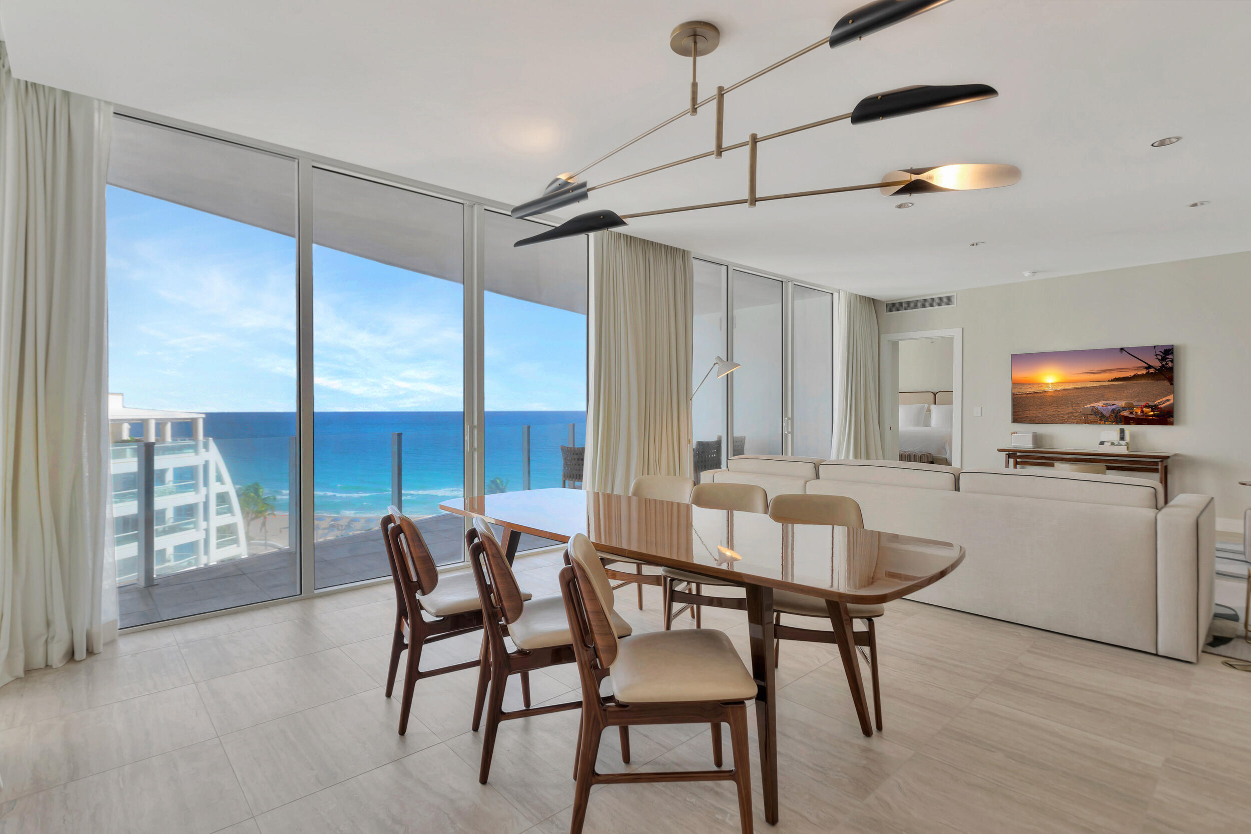 Four Seasons - Residential