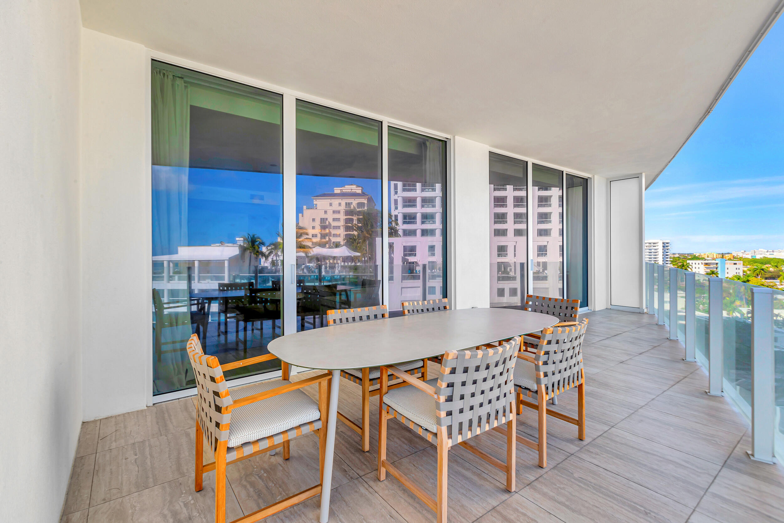 Four Seasons - Residential